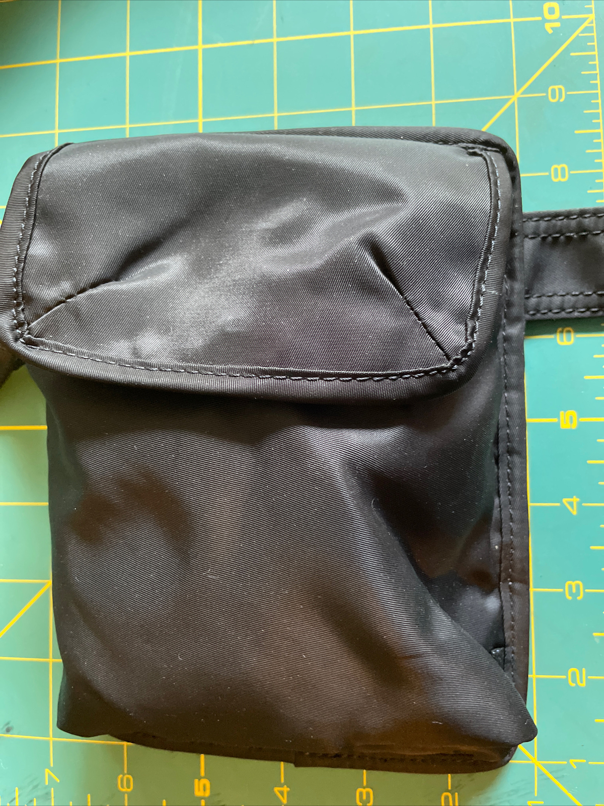 urban outfitters fanny belt pouch