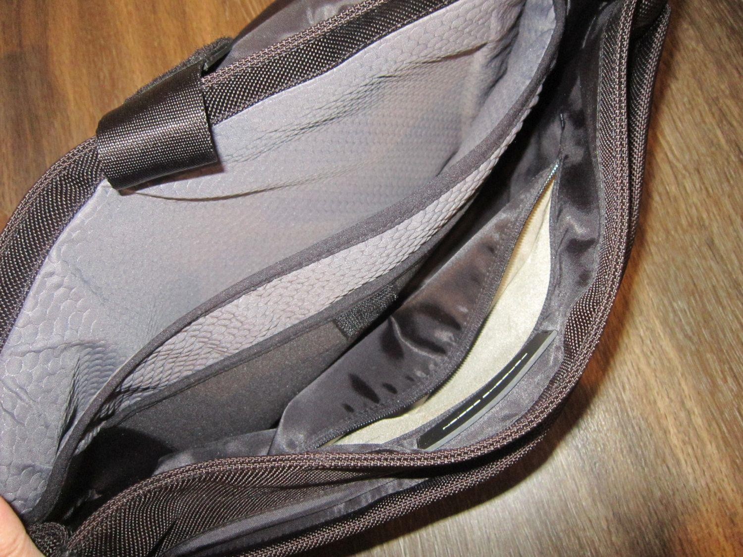 PORSCHE DESIGN Heavy Textured Canvas / Leather MESSENGER / LAPTOP BAG Black