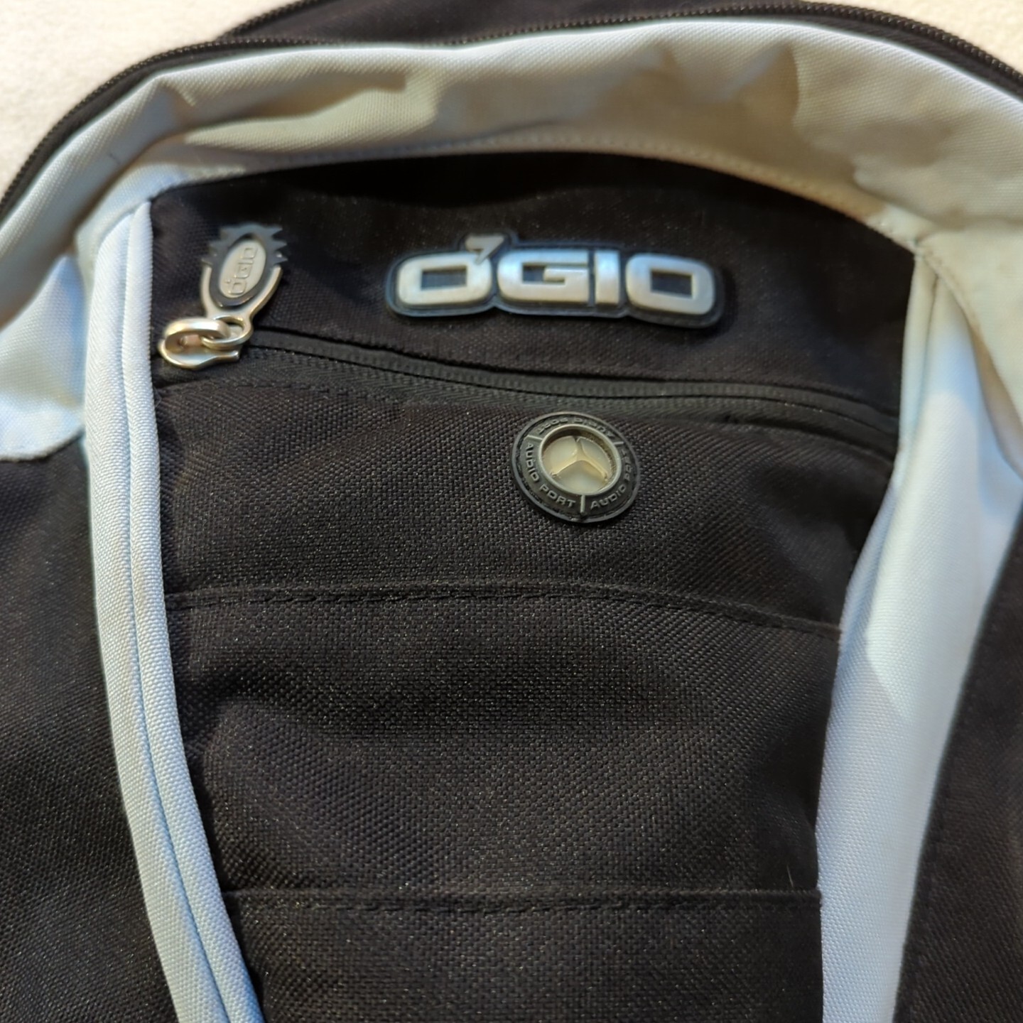 Ogio Backback Vega Black/ Gray With Audio Port Tech Bag Tablet Laptop