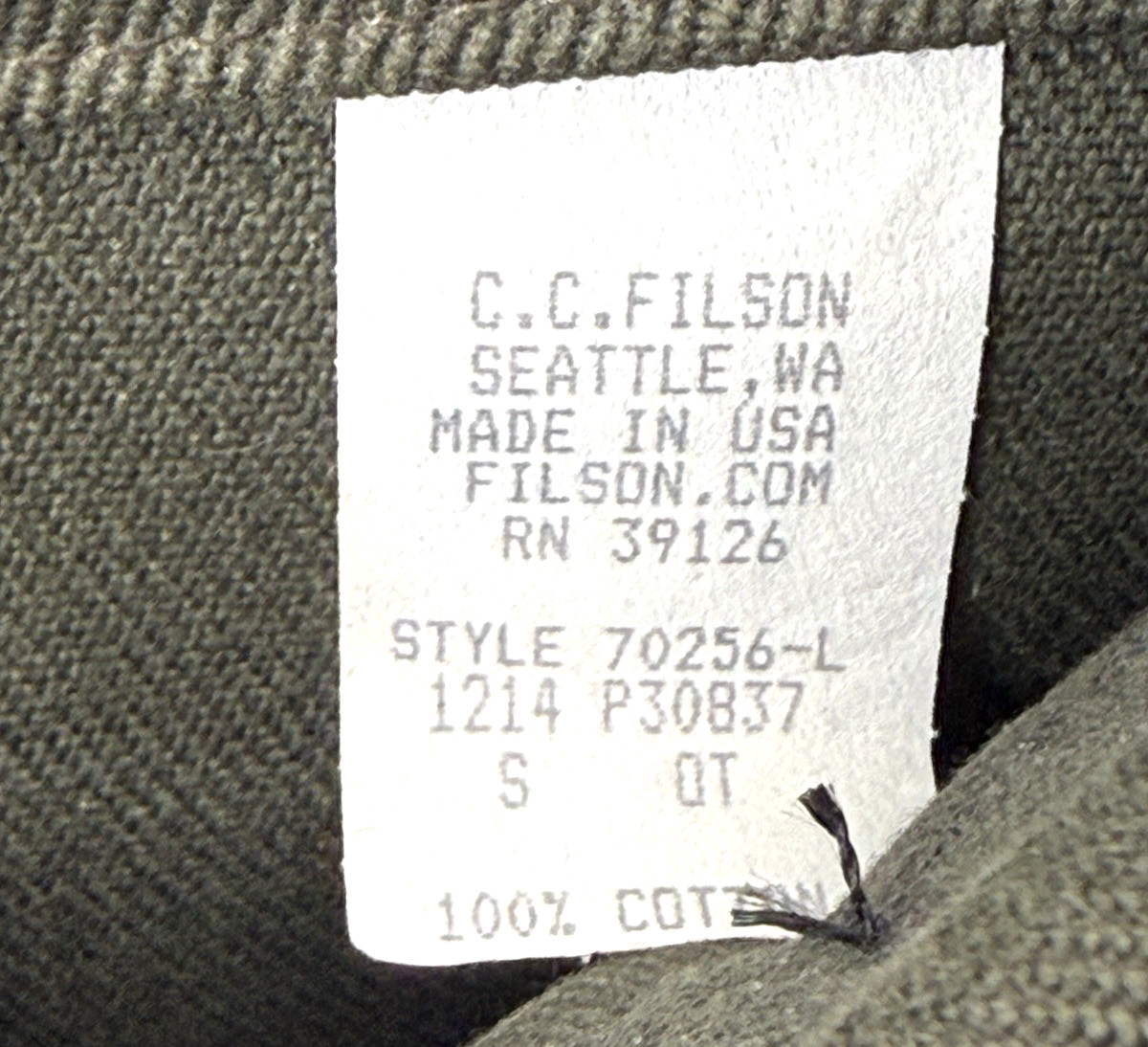Filson 256 Dark Green Canvas Briefcase USA Made, brass Hardware Great Condition