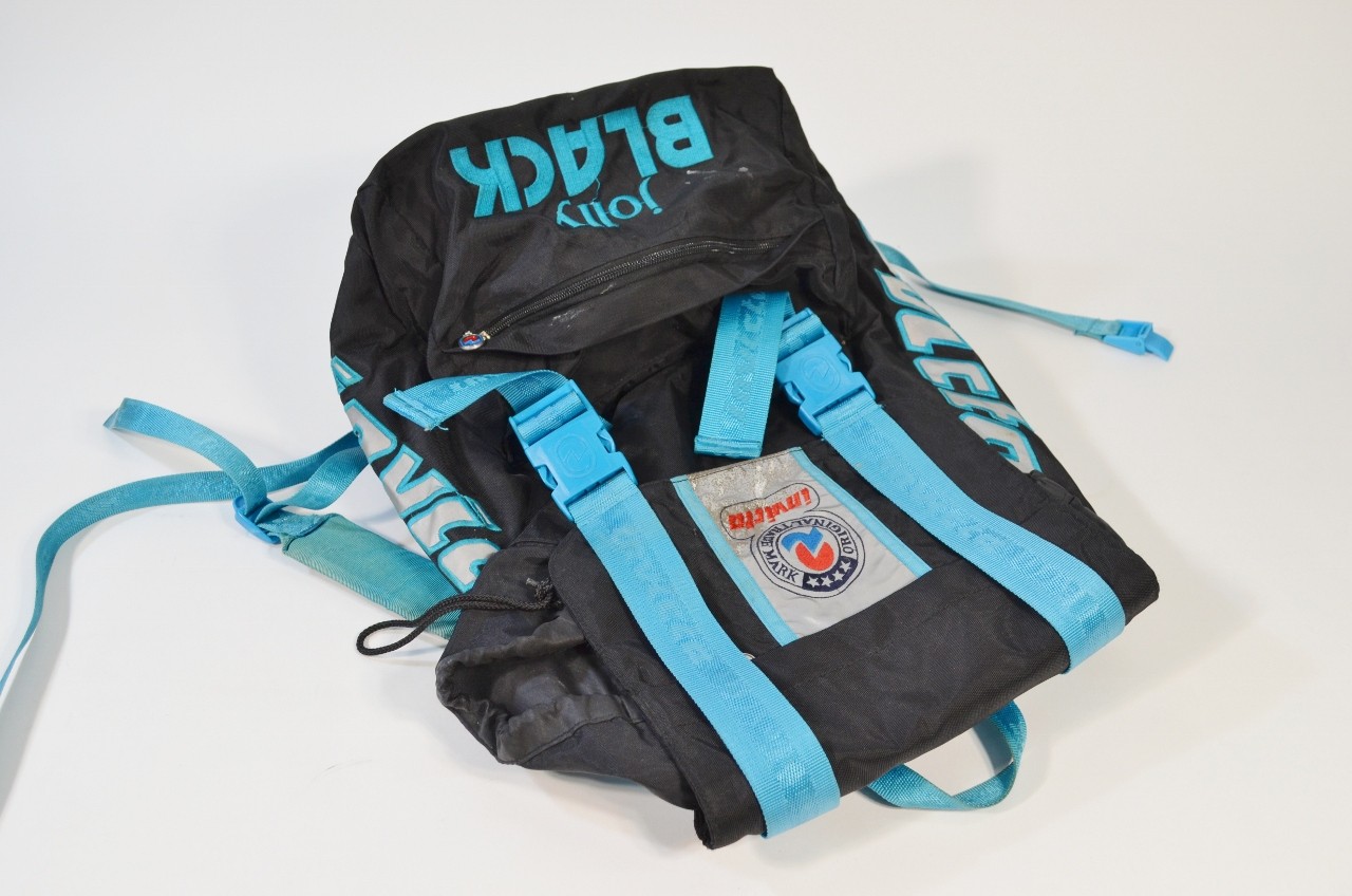 Invicta Jolly Black Backpack Black Teal Blue VTG Padded Italian Made in Italy