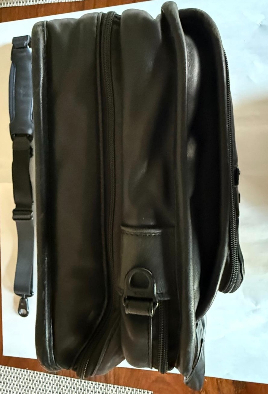 96531DH Tumi Alpha 2 T-Pass Organizer Briefcase in Black Napa Leather Laptop Bag