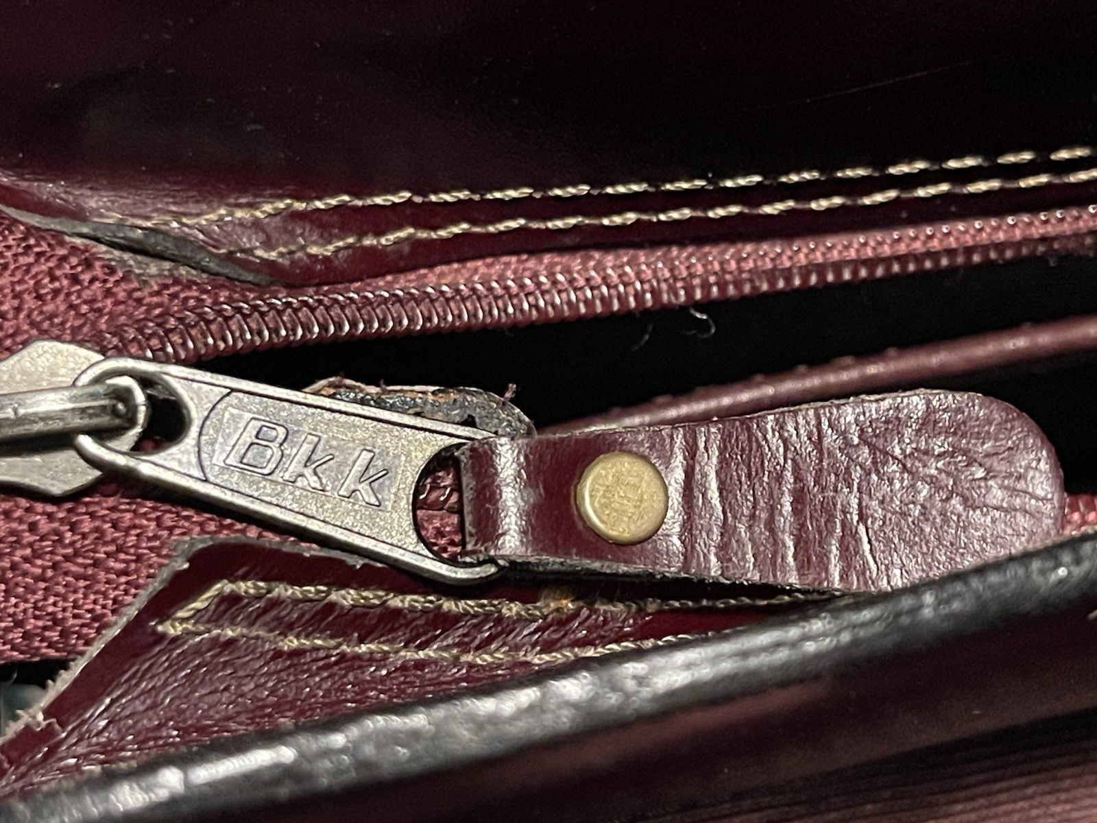 Men’s Mahogany Heritage Brief/Document Case Top Handle with BKK zipper closure
