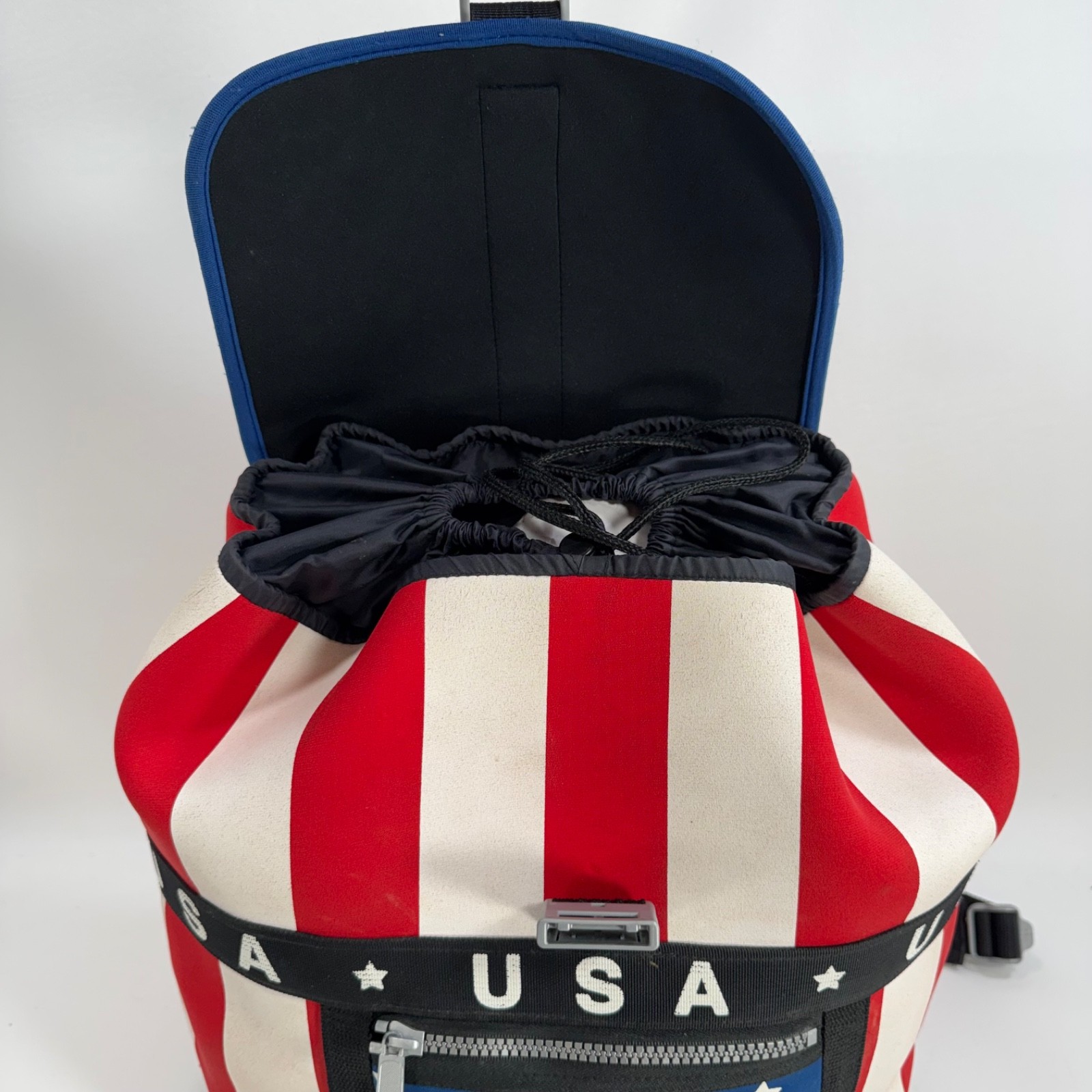 Vintage American Flag Print Backpack Red White Blue Neoprene Y2K 90s Bag