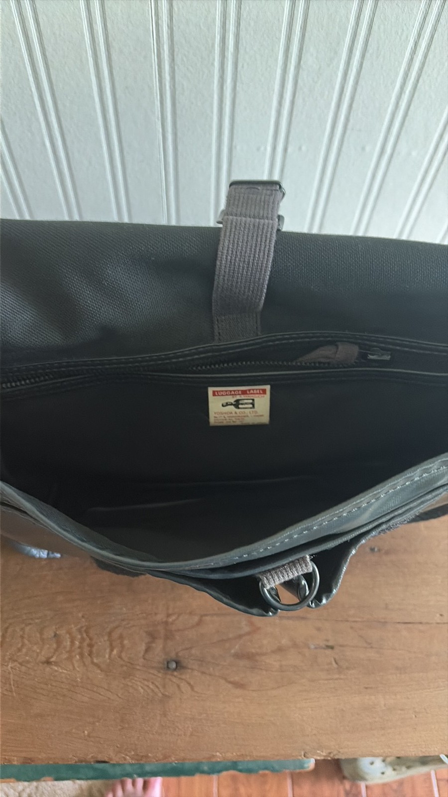 Yoshida & Co. Luggage Label Liner Messenger Bag Black
