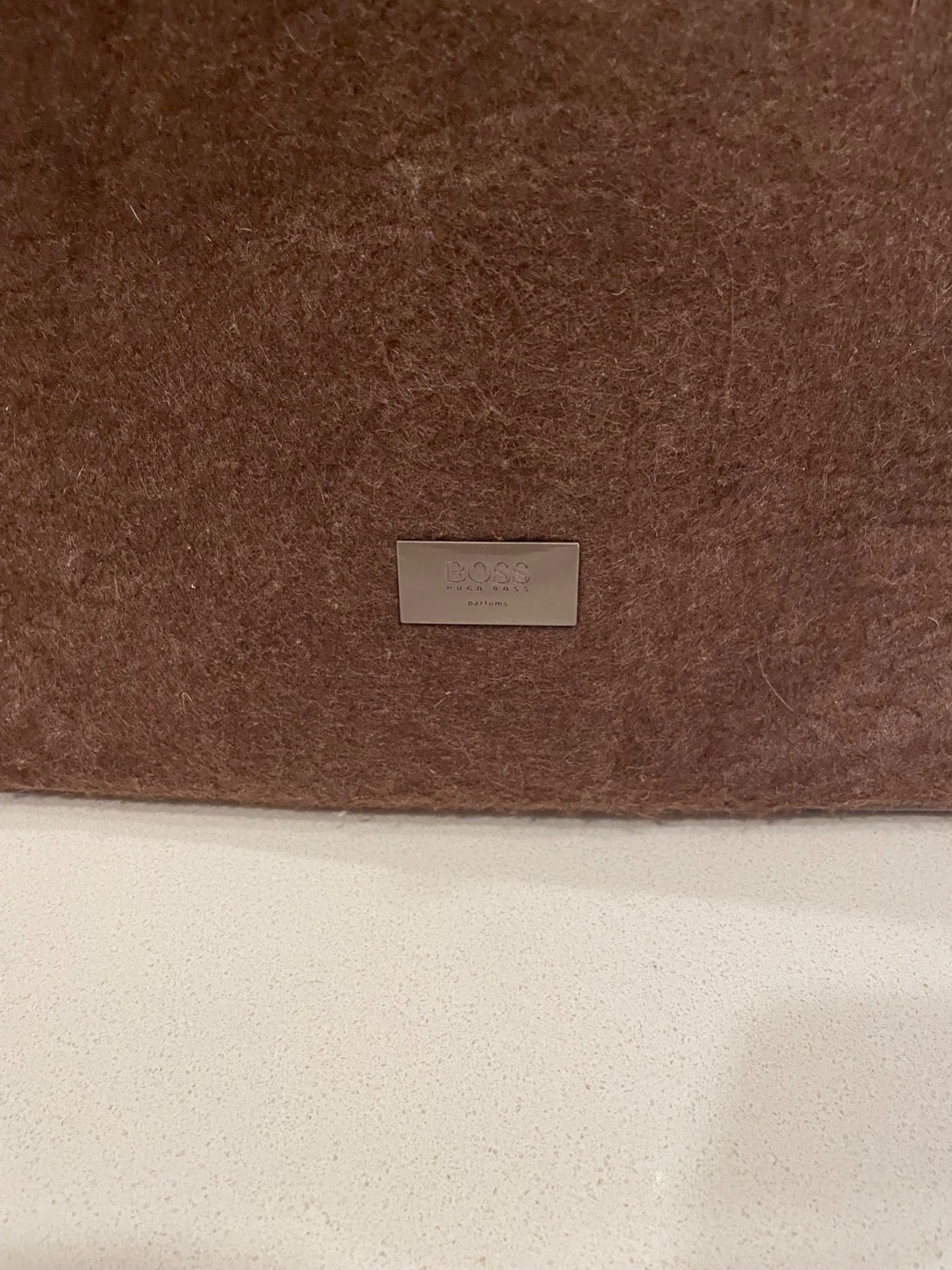 Hugo Boss Parfums Weekender Brown Felt Travel Bag Double Handle EUC NEVER USED
