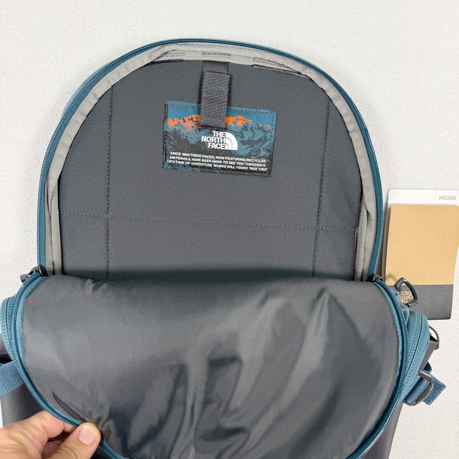 The North Face Recon 30L Backpack Space Blue/Anthracite NEW