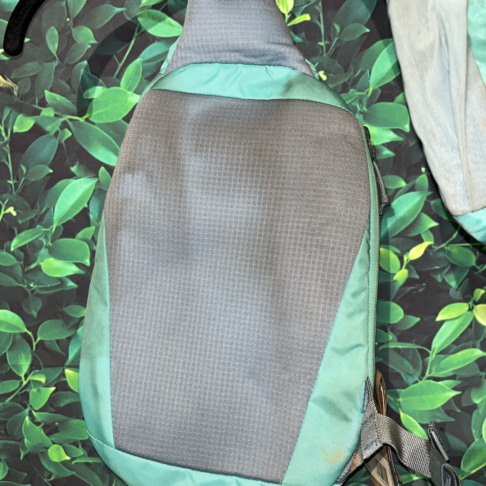 Patagonia Blue Atom Sling 8L With Defects