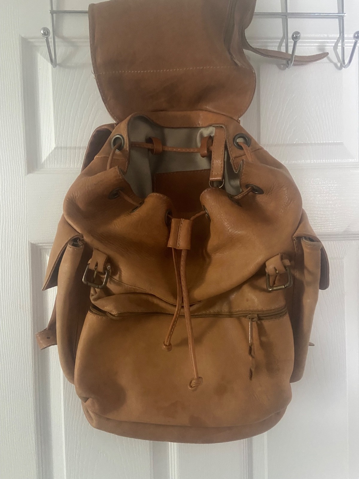 Vintage ELLINGTON Authentic Camel Color Leather Large Backpack – Distressed