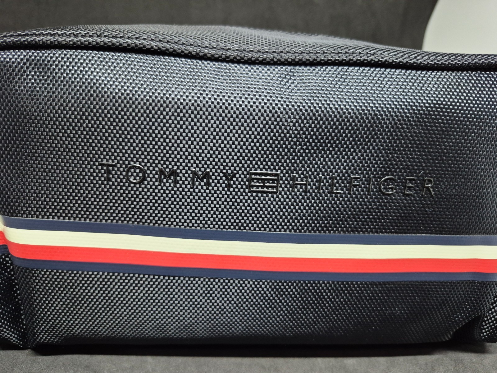 Tommy Hilfiger Adult Unisex Toiletry Kit Hanging Bag Black Organizer