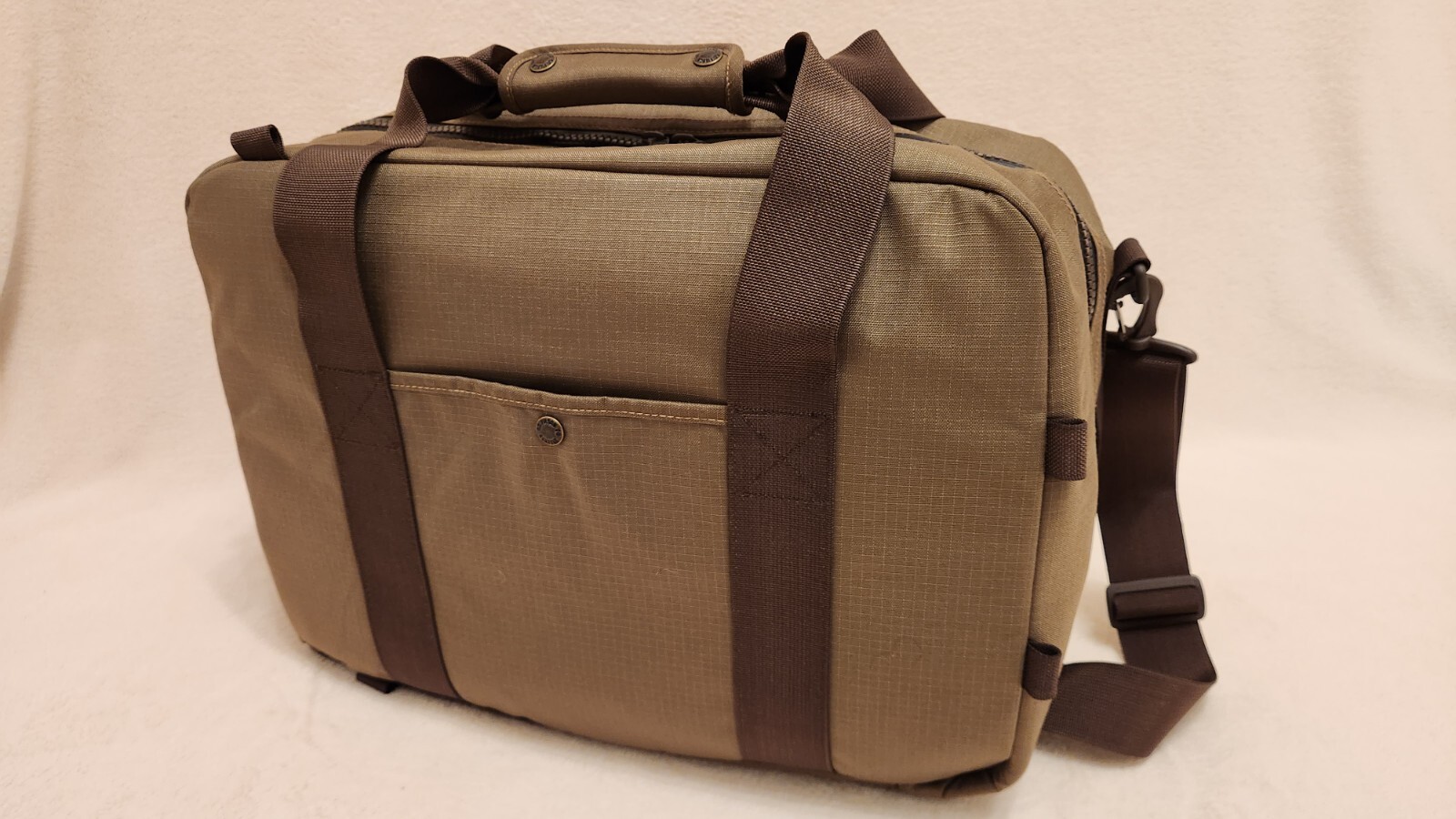 Filson Ripstop Nylon Pullman 20115932 Field Tan Duffle Briefcase Backpack CC