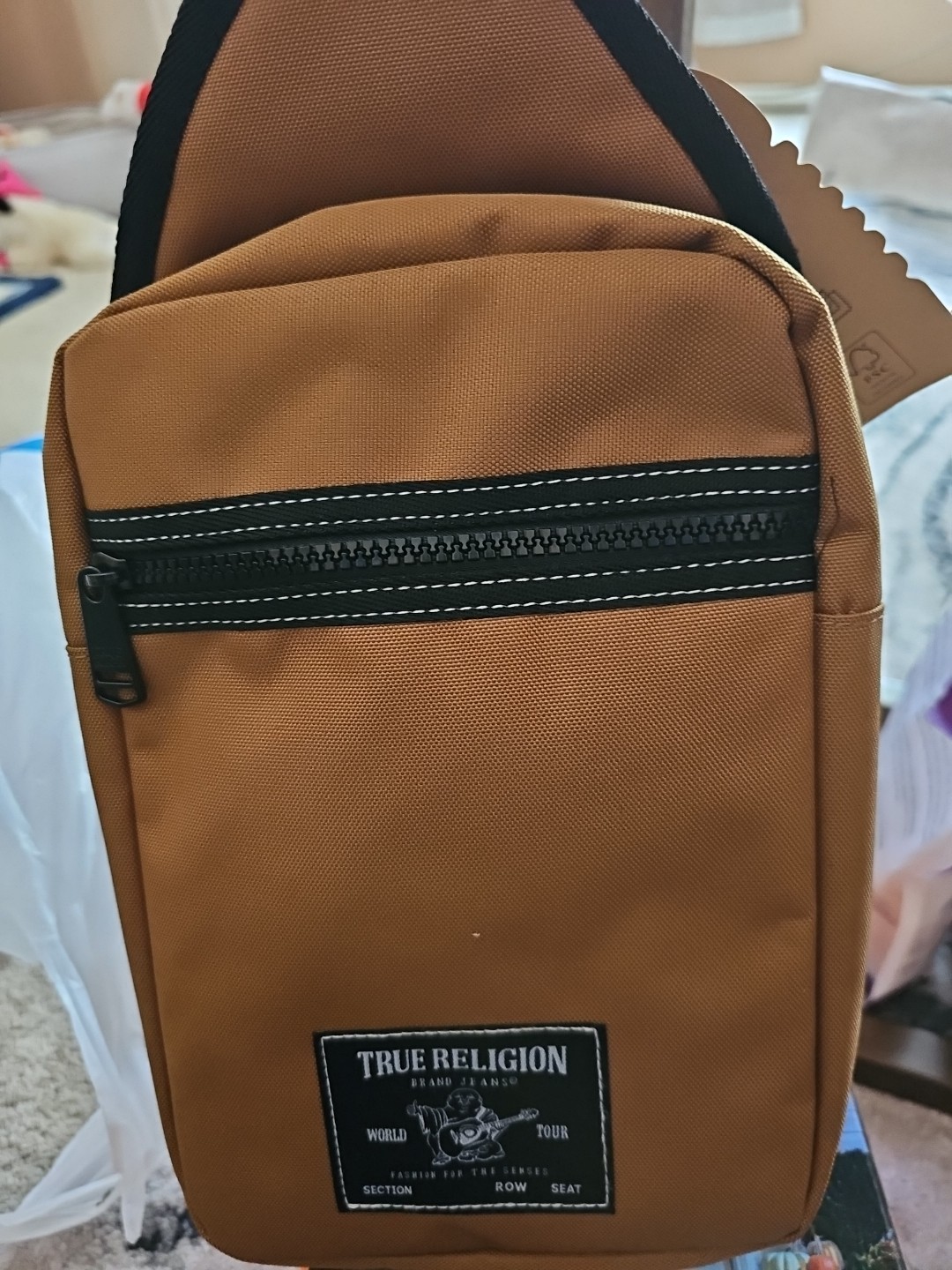 Crossbody Bag TRUE RELIGION Yeta Buddha Patch Sling Bag Tan Men’s*