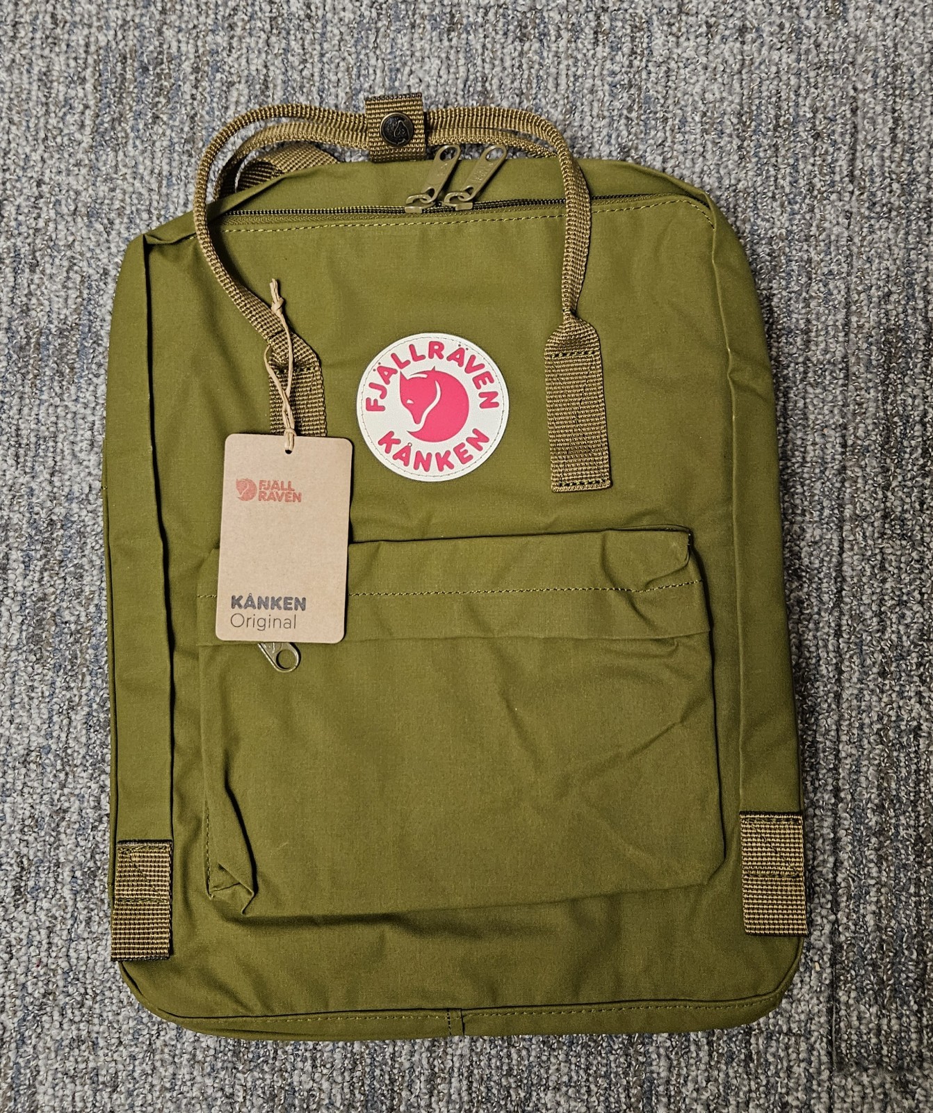 Fjallraven Kanken Classic Everyday Travel Backpack – 16L