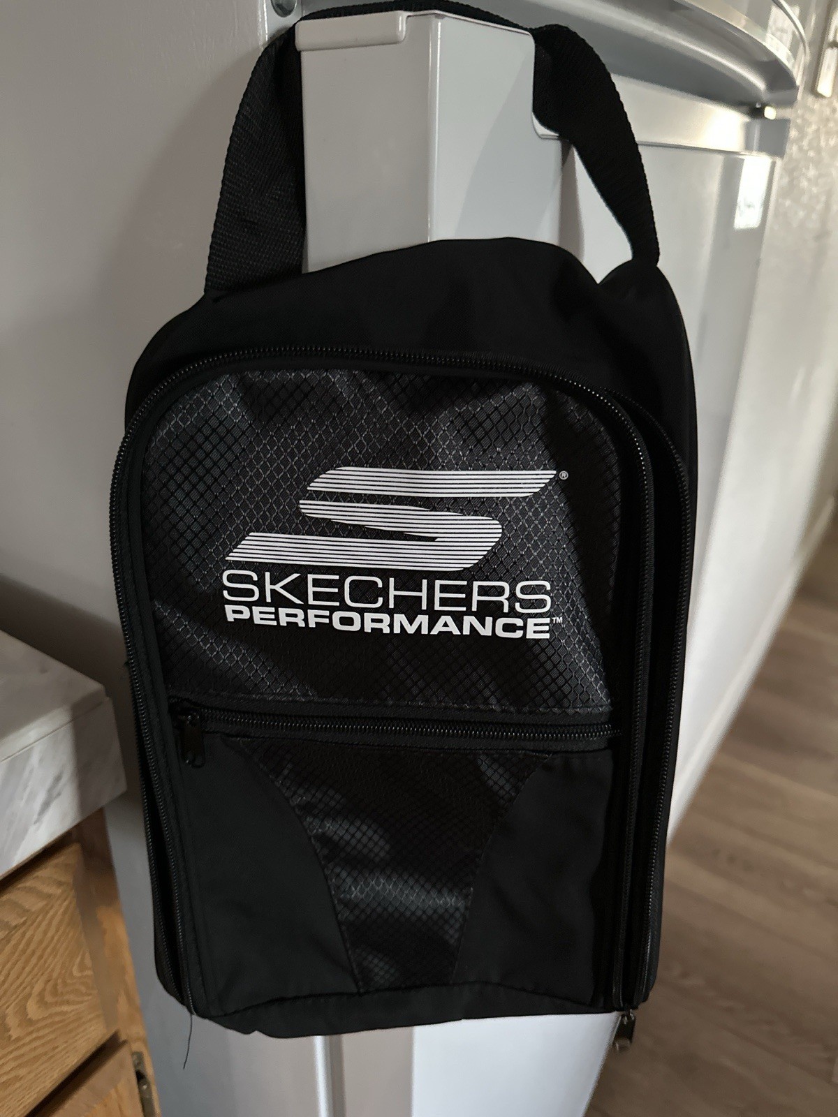 Skechers Performance Tote Bag Black Gym Travel Shoe Pouch Zip Compartments
