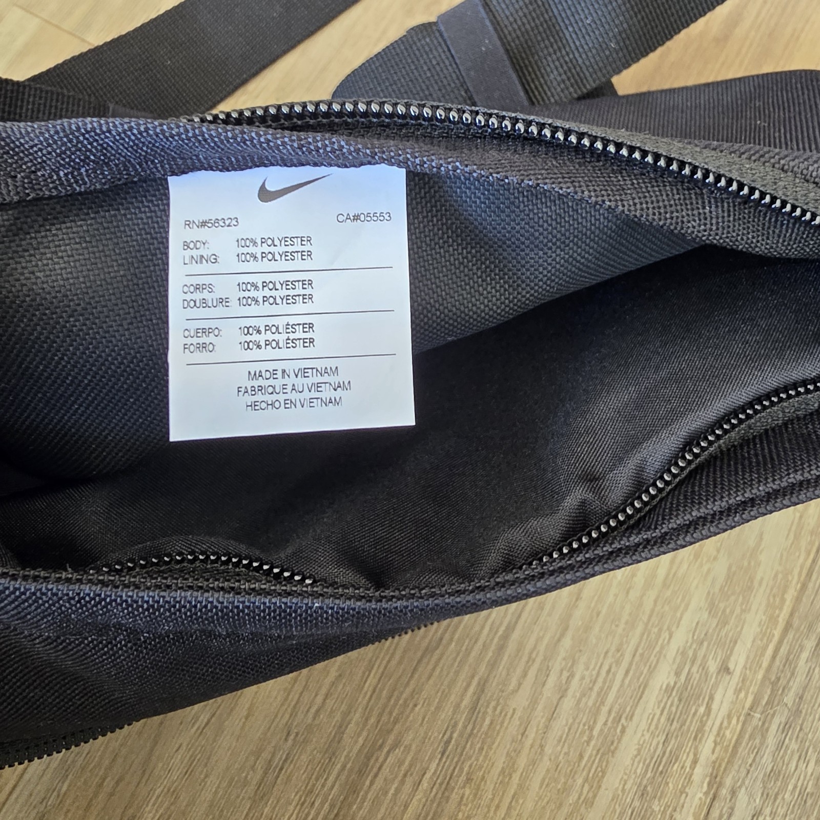 Nike Heritage Black Waist Pack / Belt Bag Crossbody Fanny Pack – New