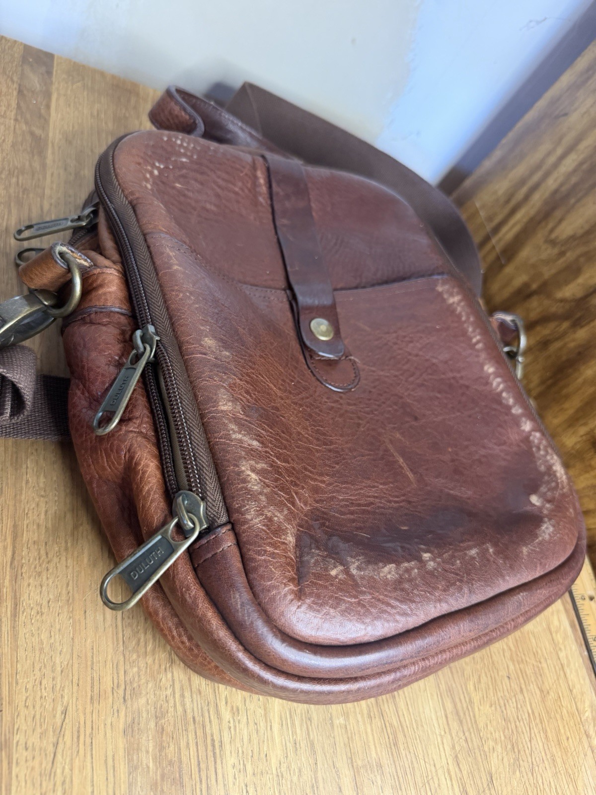 Duluth Trading Co Lifetime Brown Leather Classic Satchel Crossbody Bag Unisex