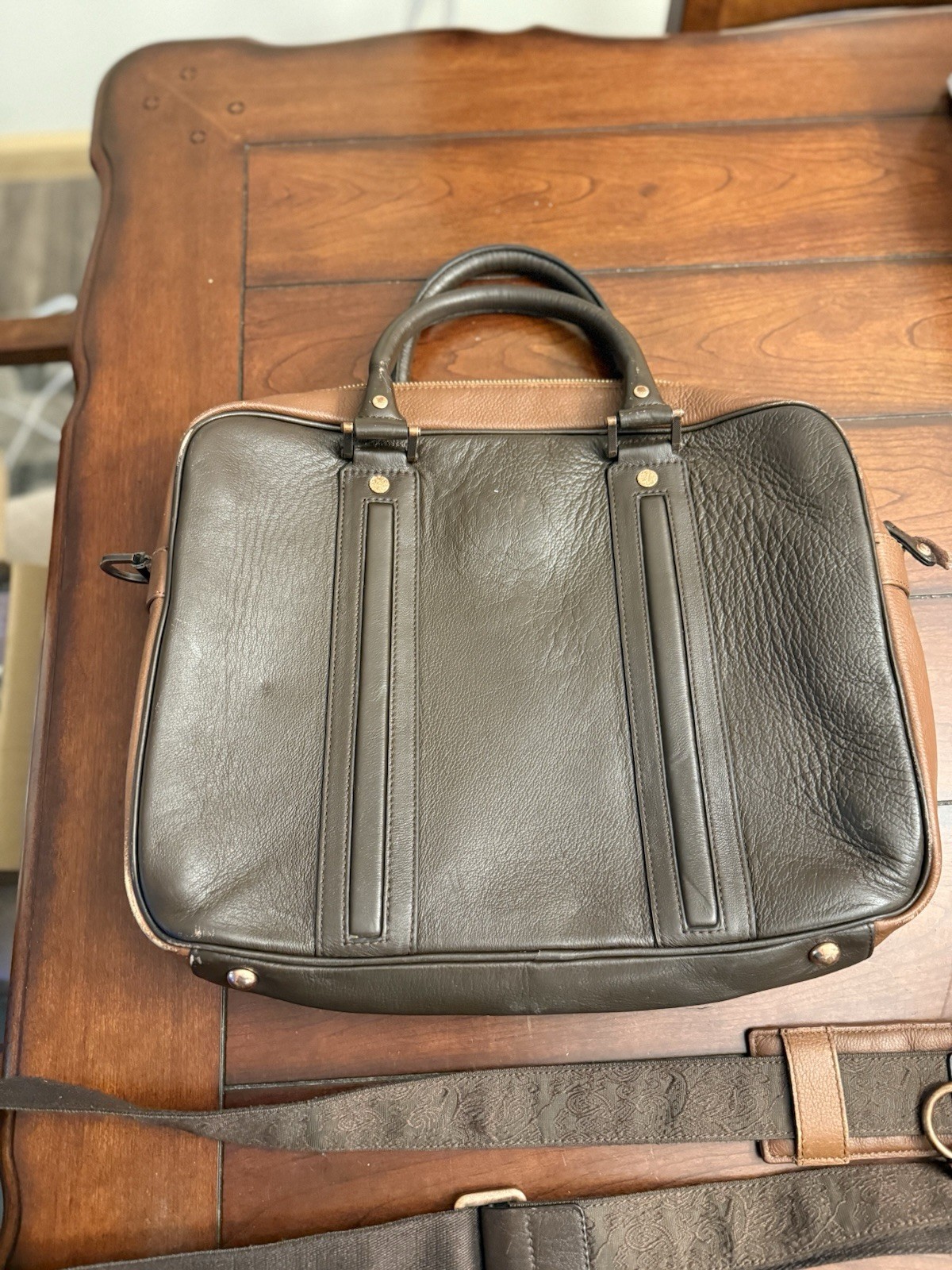 Robert Graham Leather Brown Two Tone Laptop Messenger Bag **Read Listing**