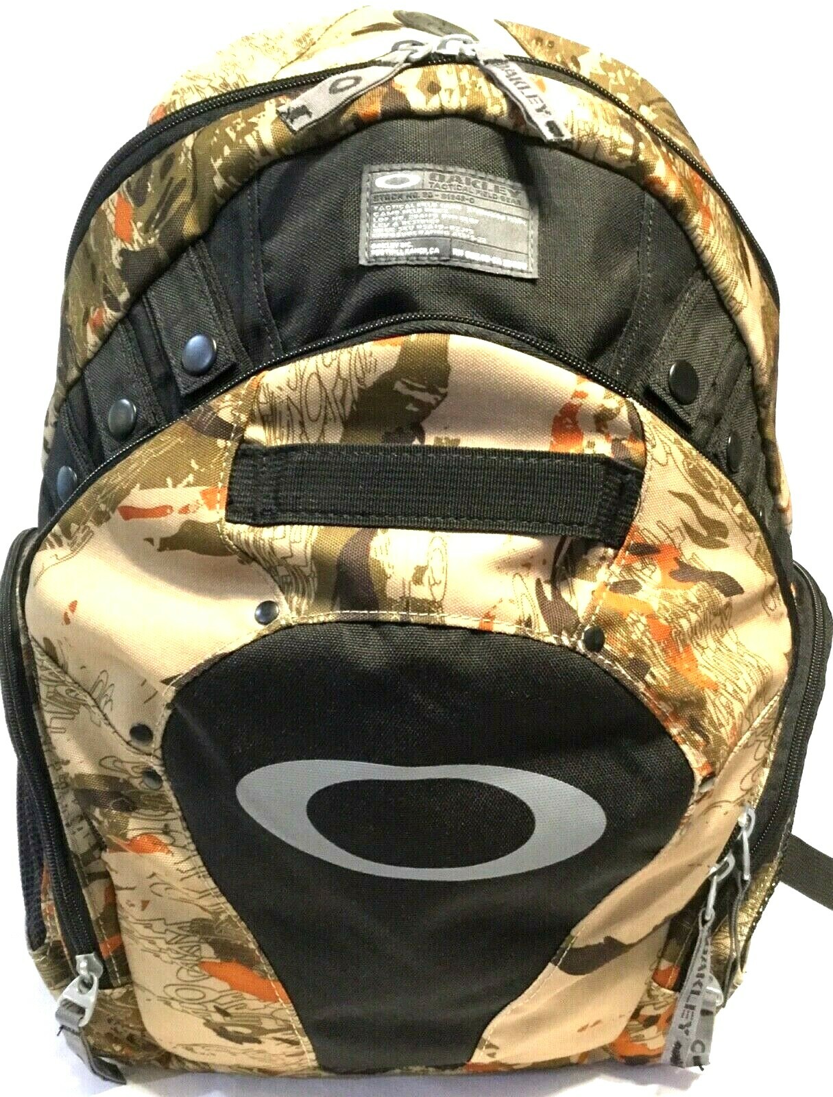 RARE OAKLEY TACTICAL FIELD GEAR BACKPACK Camouflage w/ Black Trim Hiking Pack