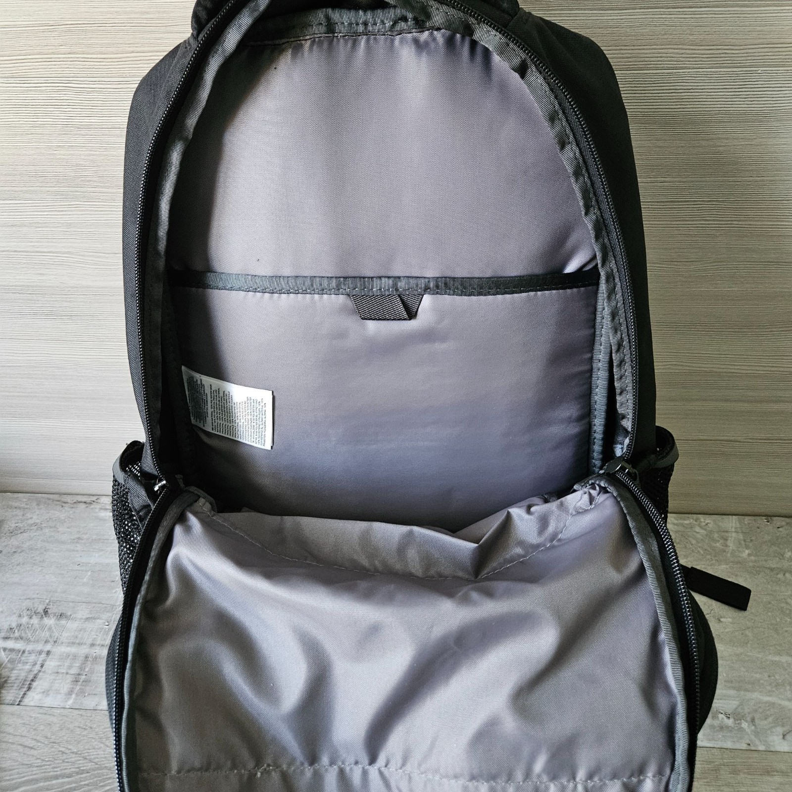 The North Face Backpack Stalwart Savage Logo Gray & Black 26L 15″ Laptop Bag