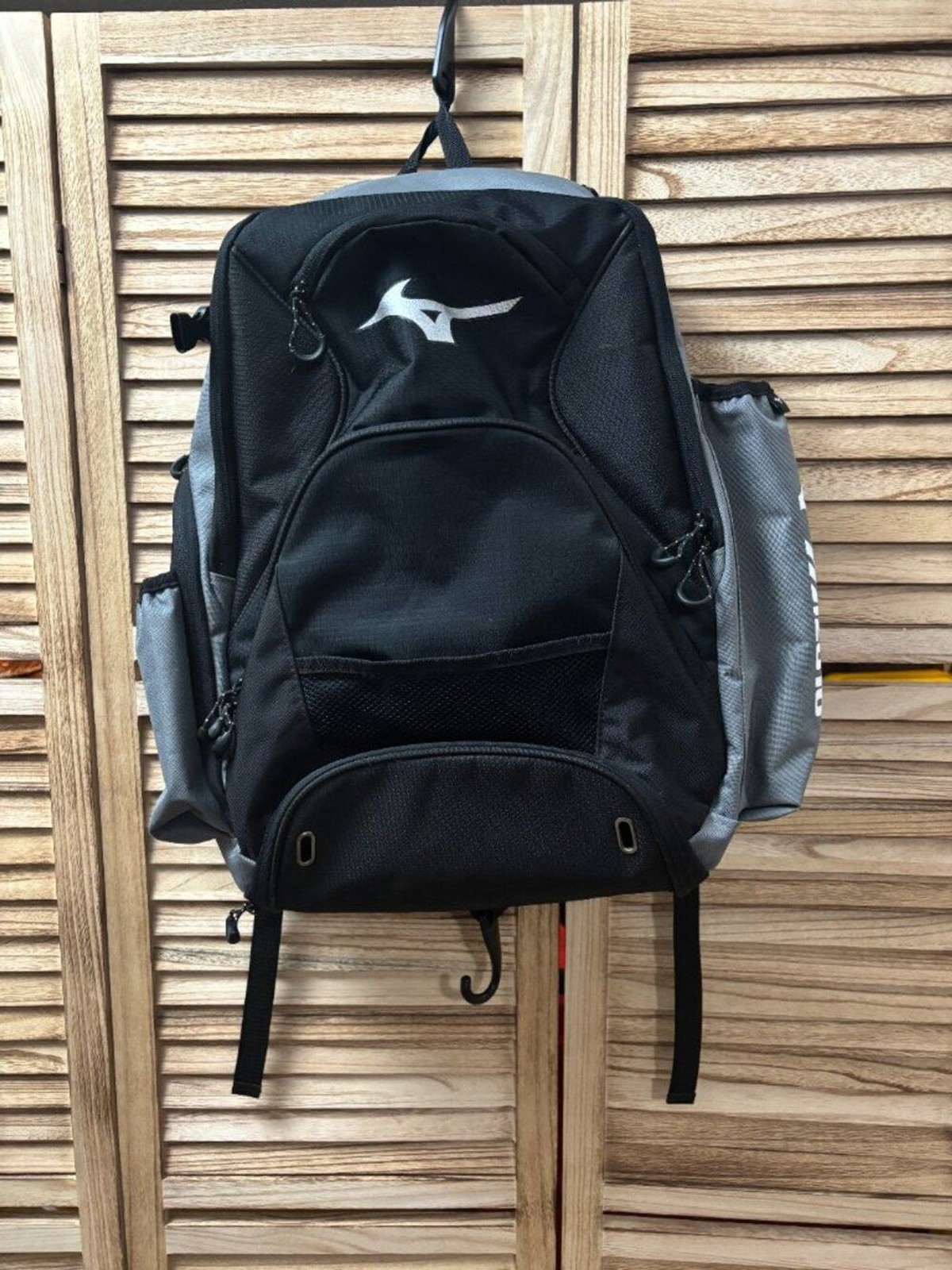 Mizuno Aerostrap Black Grey Sports Backpack 21×13