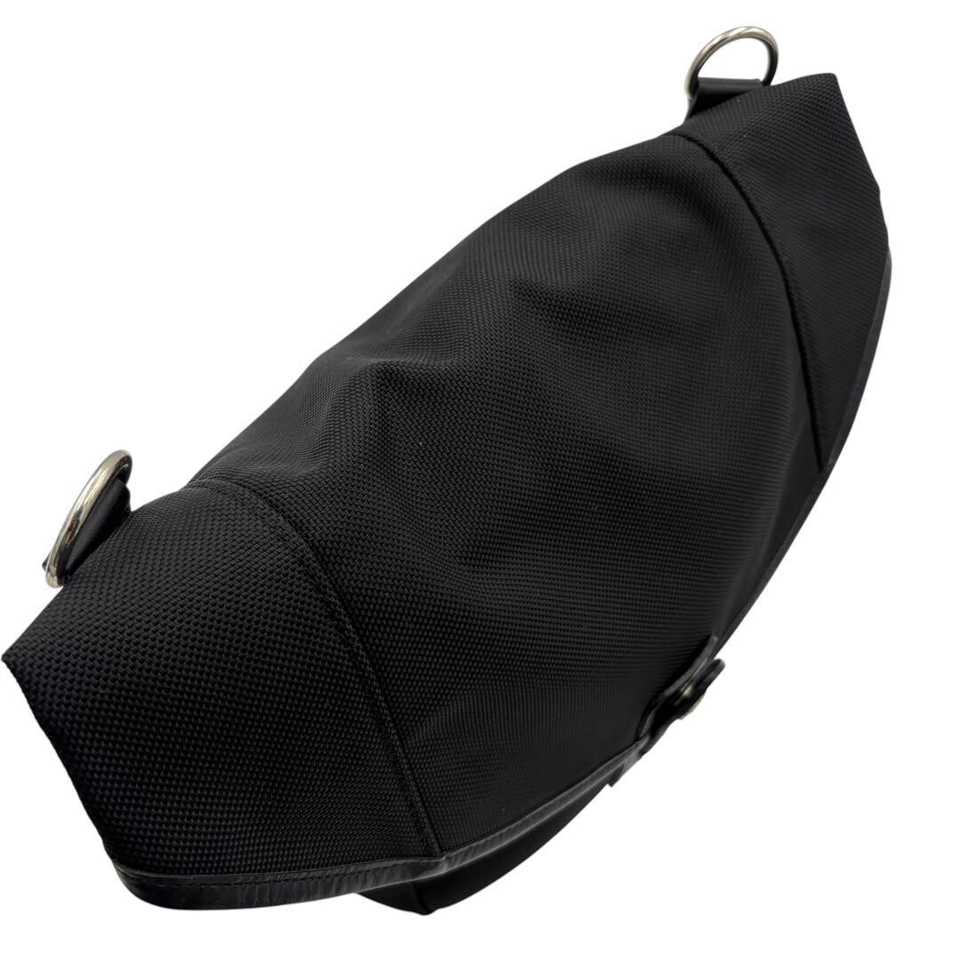 PORTER Black Leather Handbag Shoulder Bag Yoshida Kaban Japan Men Snap Closure