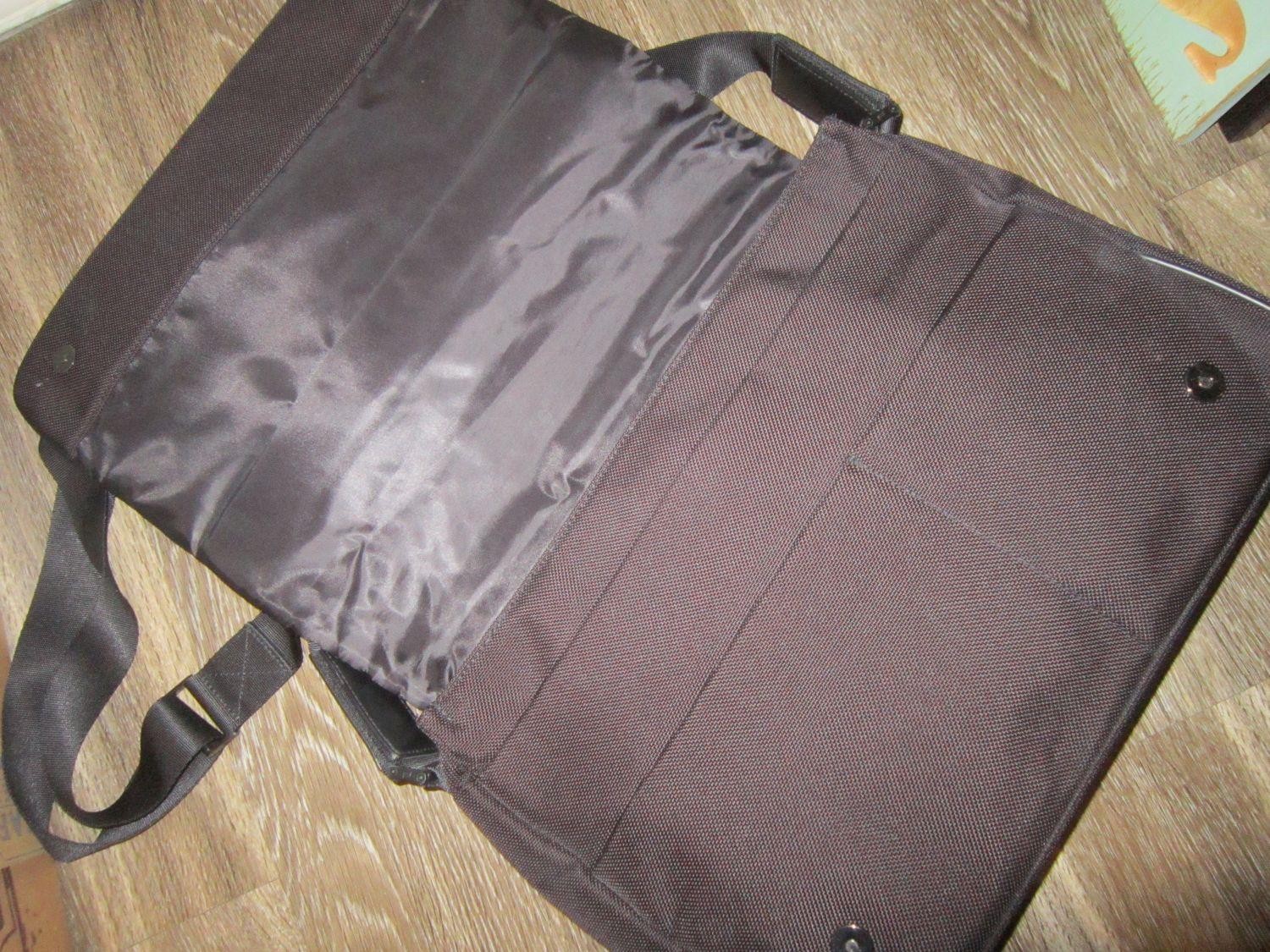 PORSCHE DESIGN Heavy Textured Canvas / Leather MESSENGER / LAPTOP BAG Black