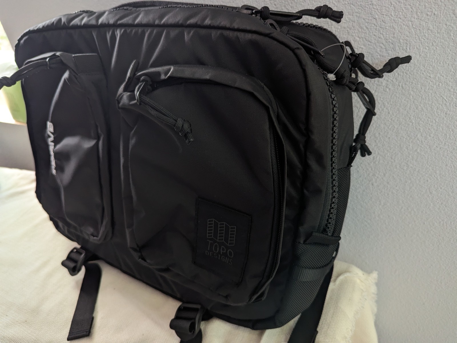 Topo Designs Global Briefcase 3-Way Backpack Laptop Bag NWOT Black Logo
