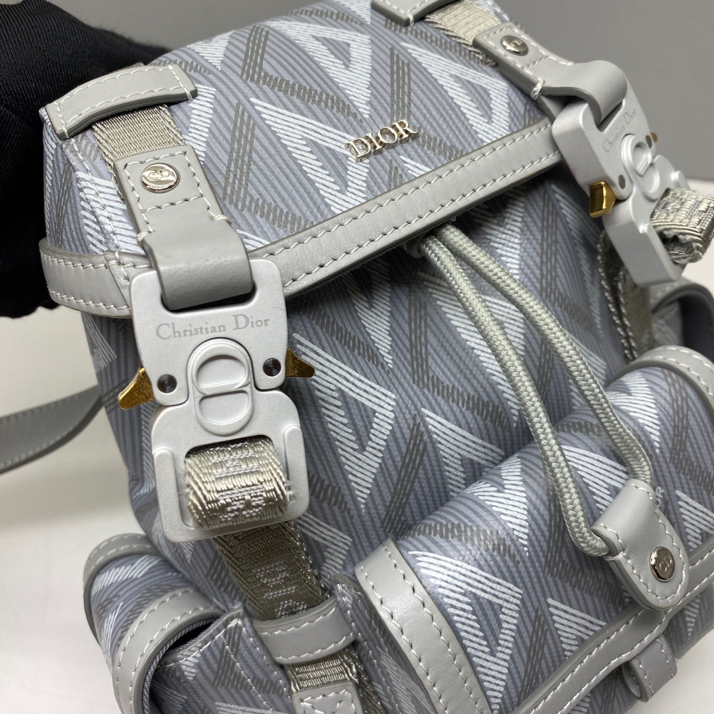 Dior Pre-Owned Authentic Dior Hit The Road Crossbody Bag Grey 17.5x9x18.5cm