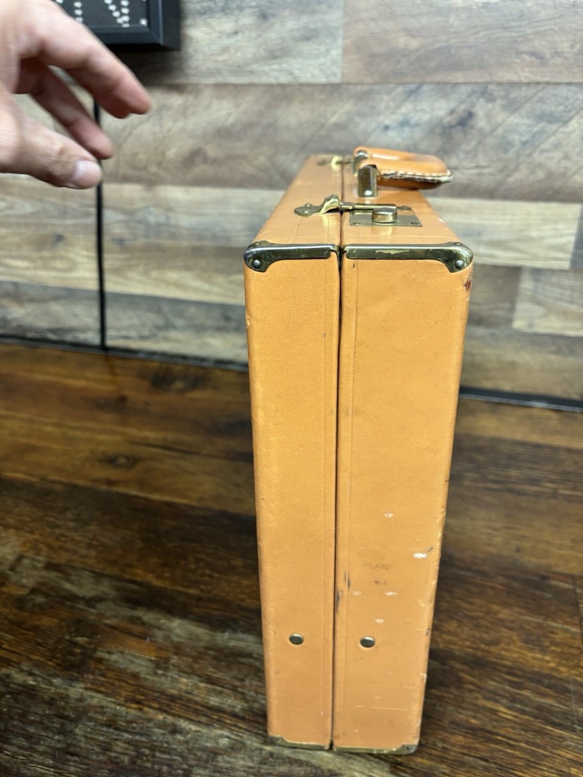 VTG Rexbilt Briefcase Suitcase Brown Leather Prop 18″x 12.5″ x 3.5
