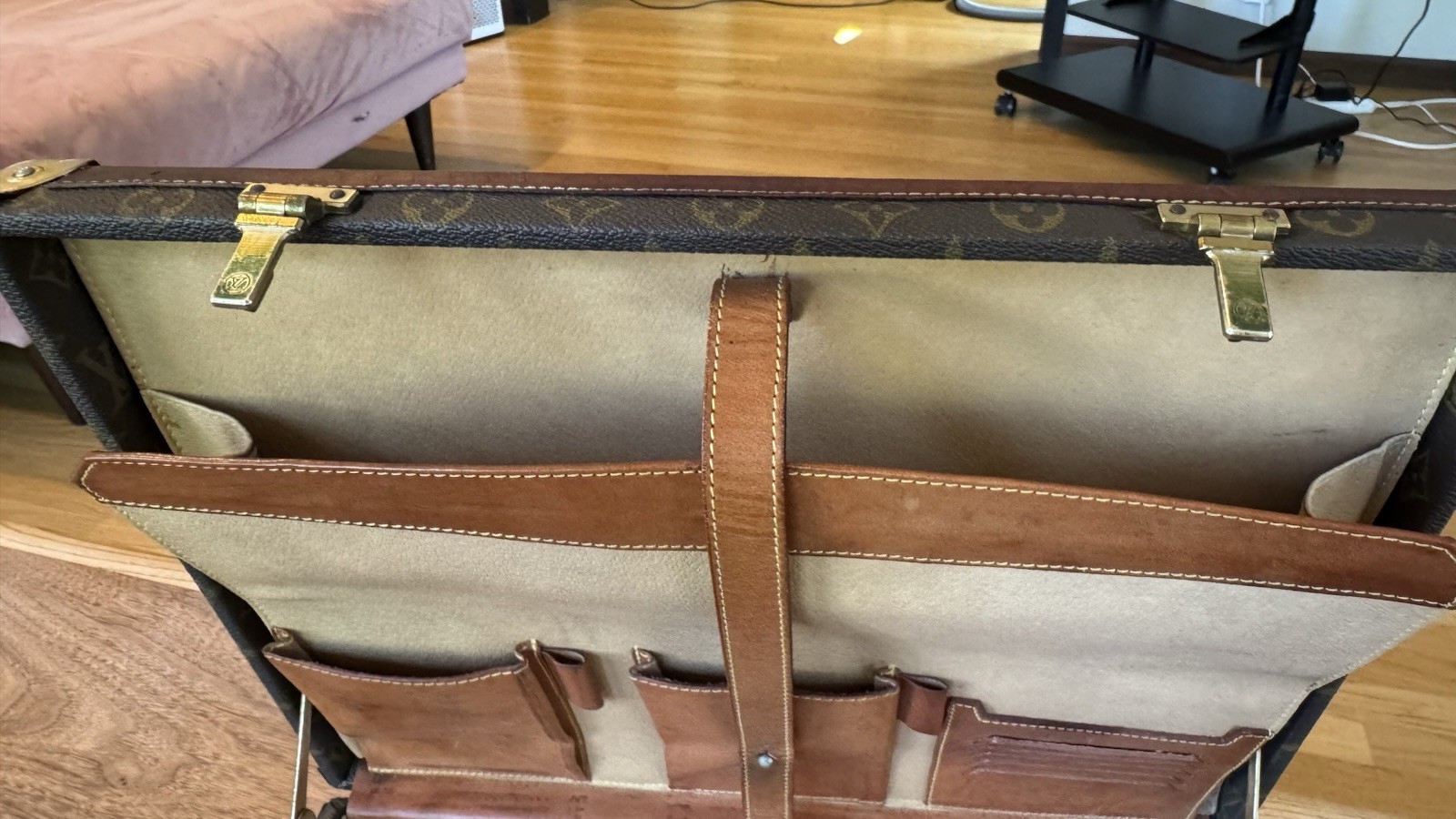 VTG Italian Leather Attache Briefcase 70s/80s Style /Cagiva Brass Lock Hardware