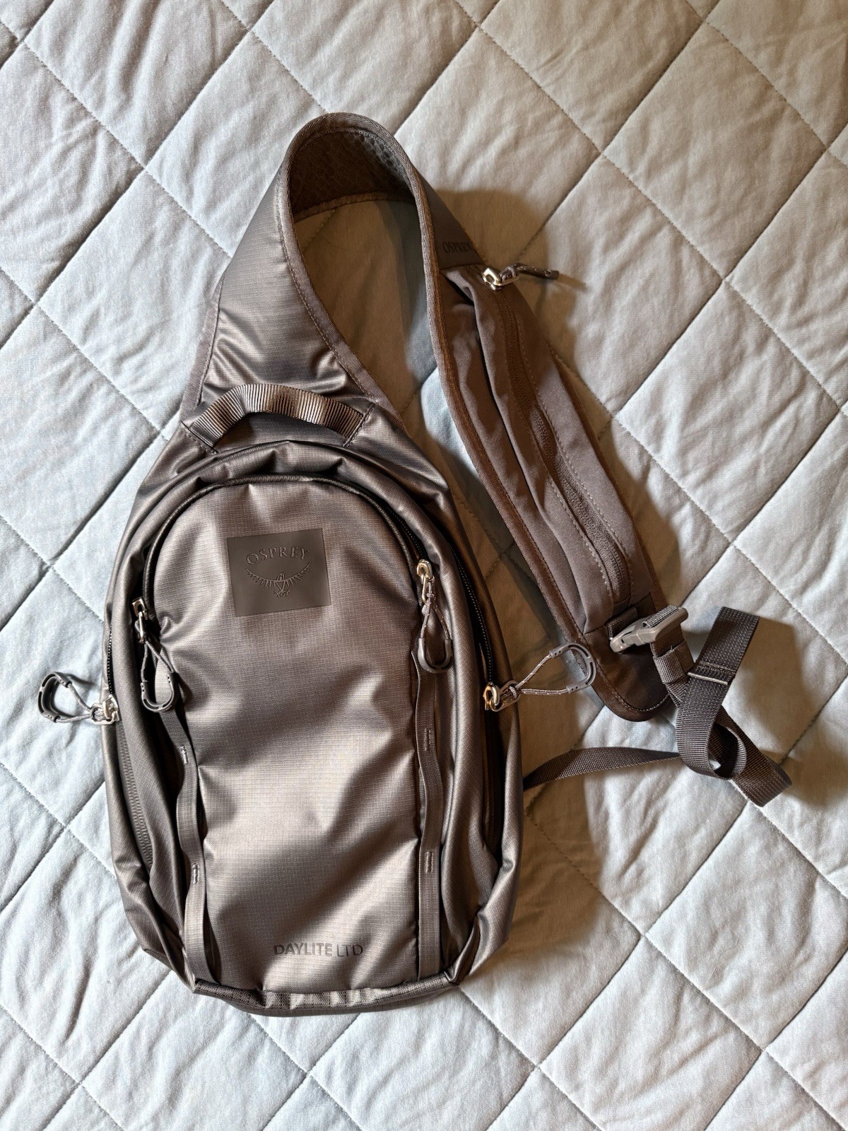 Osprey Daylite Sling Shoulder Bag Limited Edition Color: Tungsten Grey