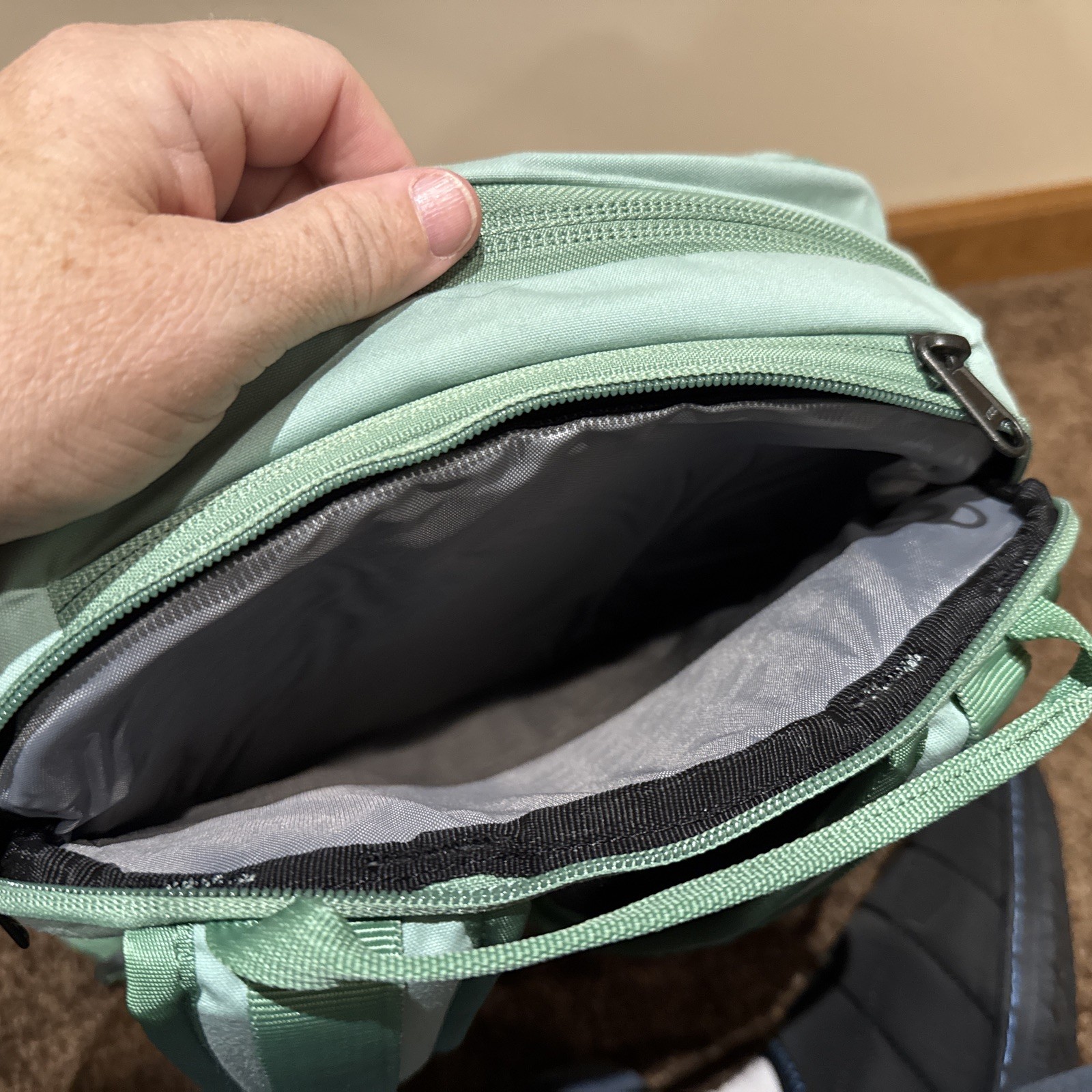 Mountainsmith Divide Backpack Cordura Fabric, Green with Laptop Sleeve