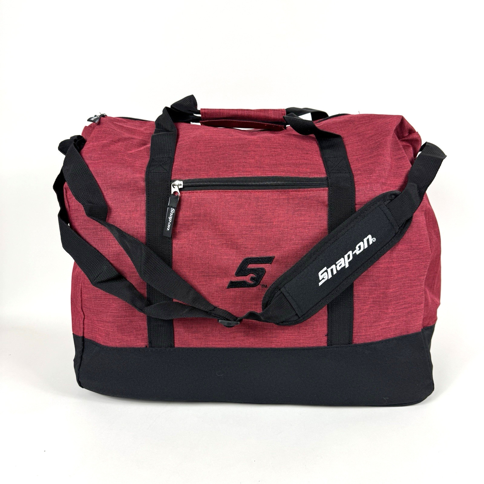 Snap-On Tools Duffle Bag Red Black Padded Strap Embroidered Logo Zip Big NEW