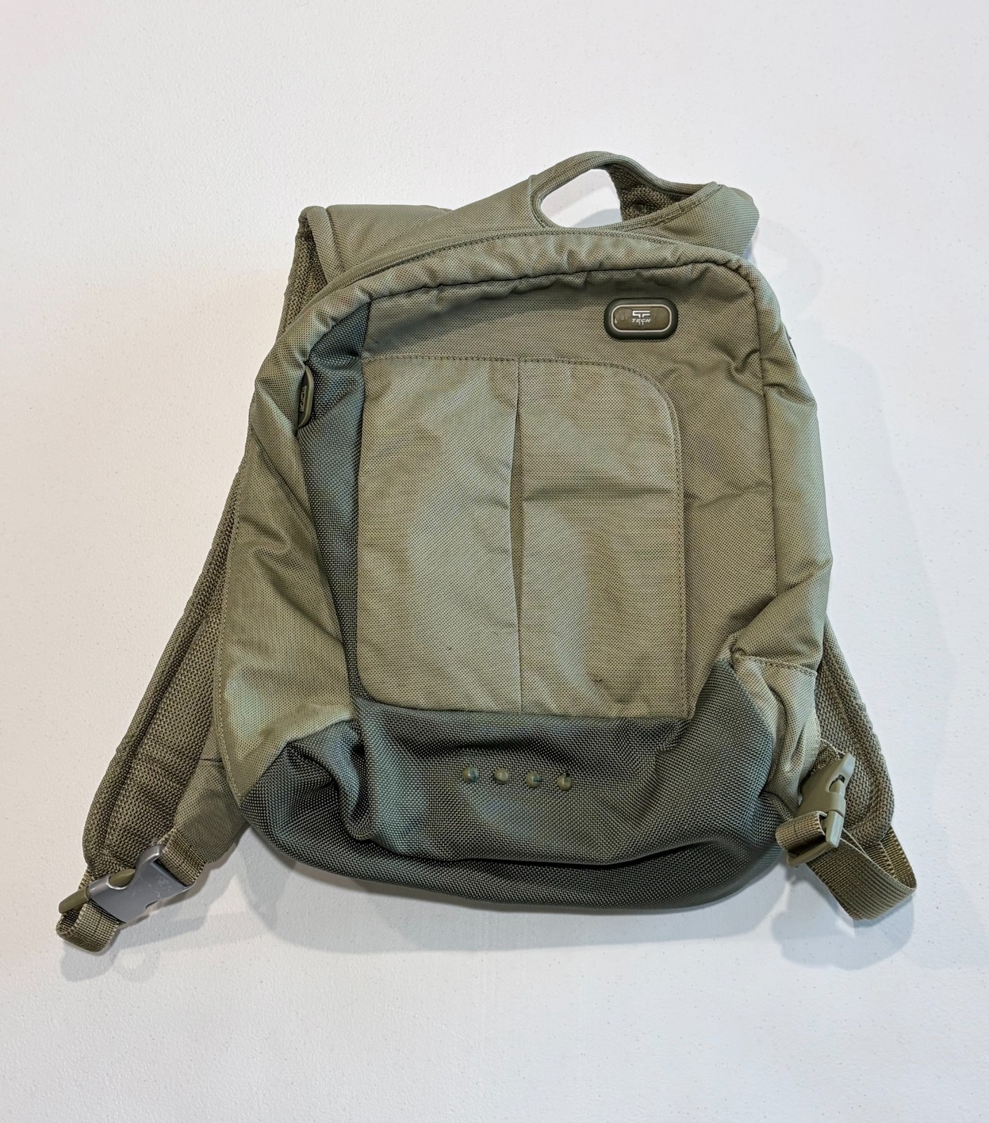 Tumi T-Tech Convertible Bag Olive Green 13.25″x12″ Rare