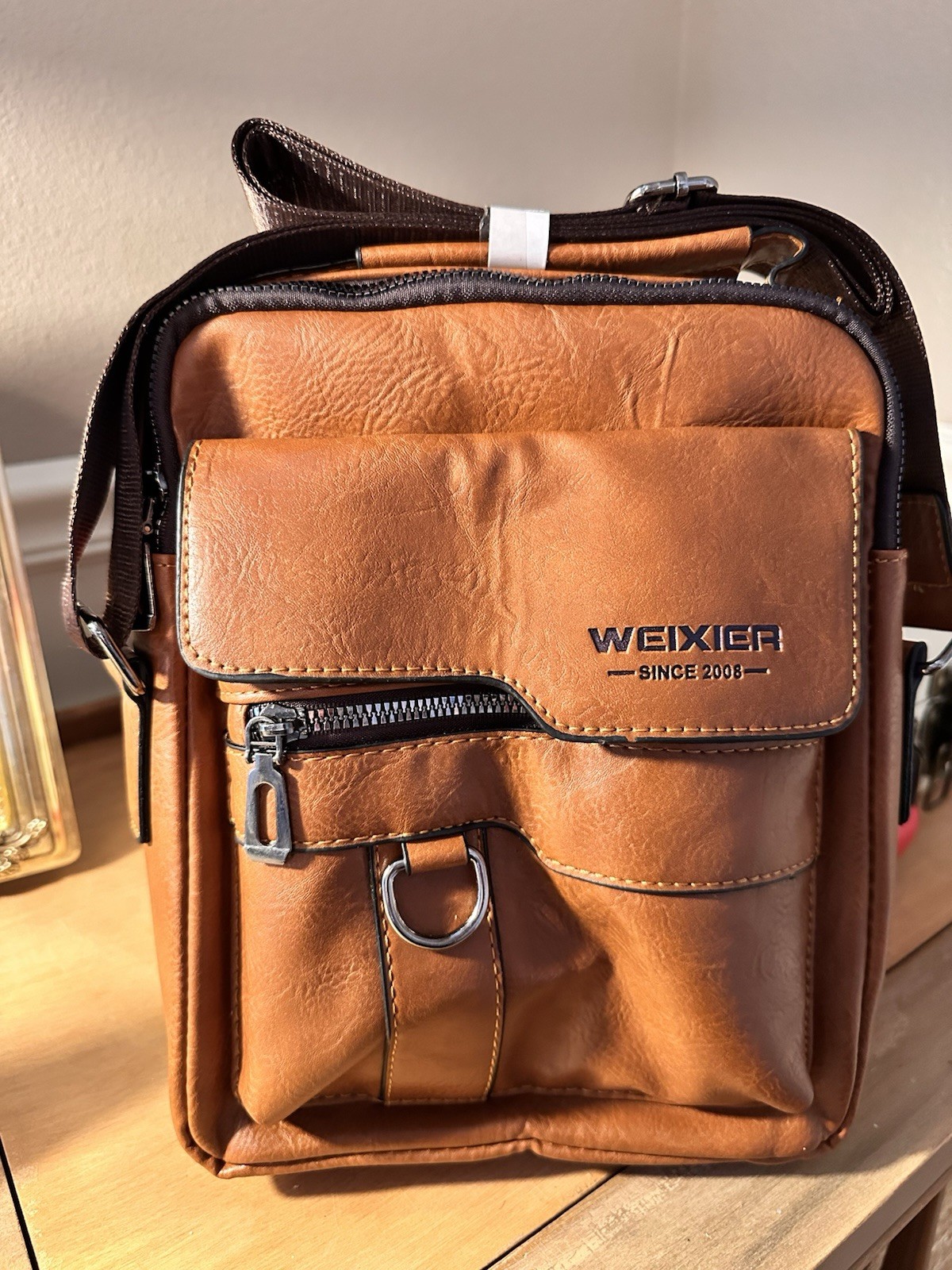 Men’s Brown Messenger Bag Zip Closure Adjustable Crossbody Strap