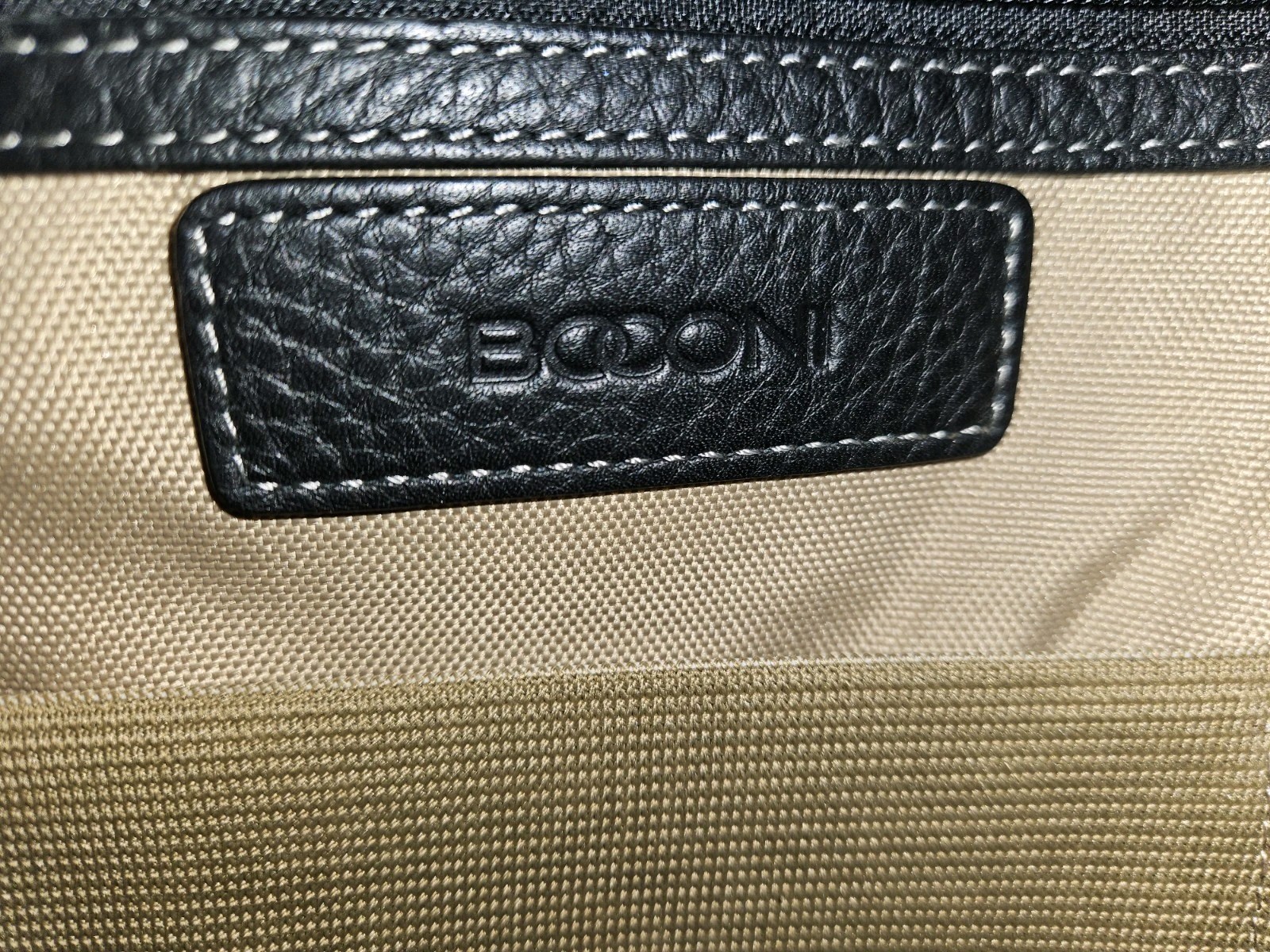 Boconi Black Tumbled Leather Messenger Laptop Bag 16x11x3.5