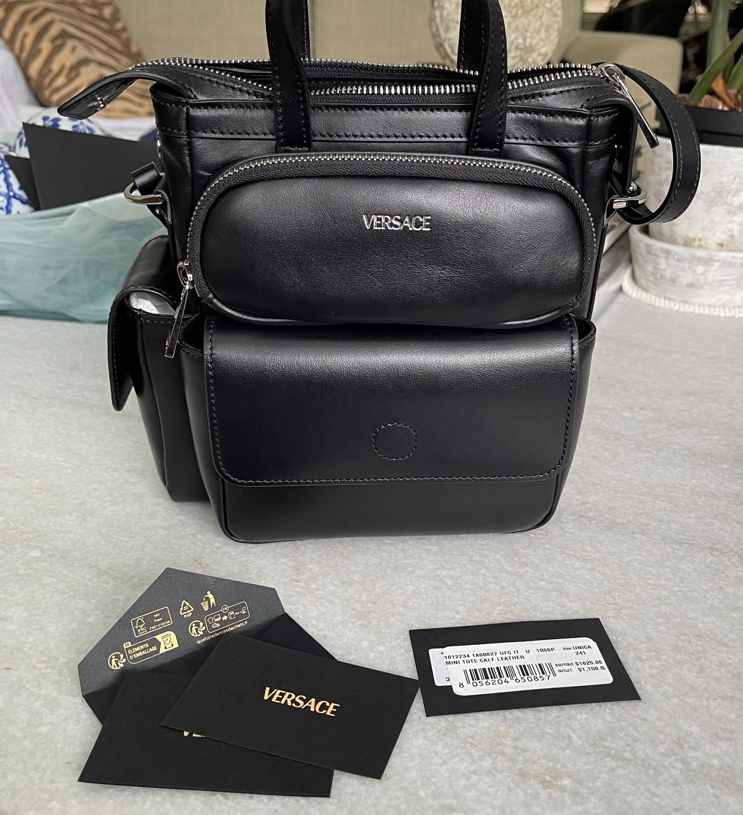 Versace Black Men’s Leather multi-compartment messenger shoulder bag 1012234