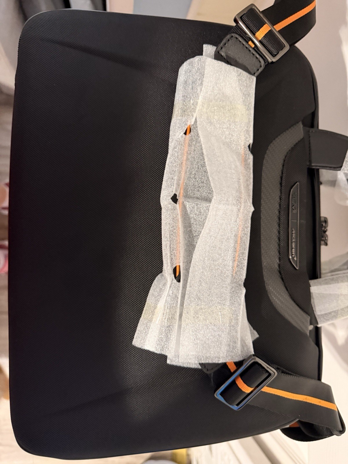 NEW TUMI McLaren Axle Slim Brief 144554-1041 Laptop Bag 14” NWT MSRP $800