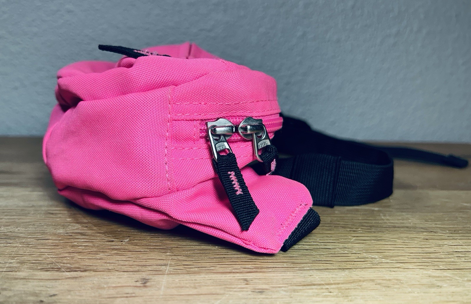 Jansport Fannypack Neon Pink Nylon Retro 80s Dual Zipper Pocket