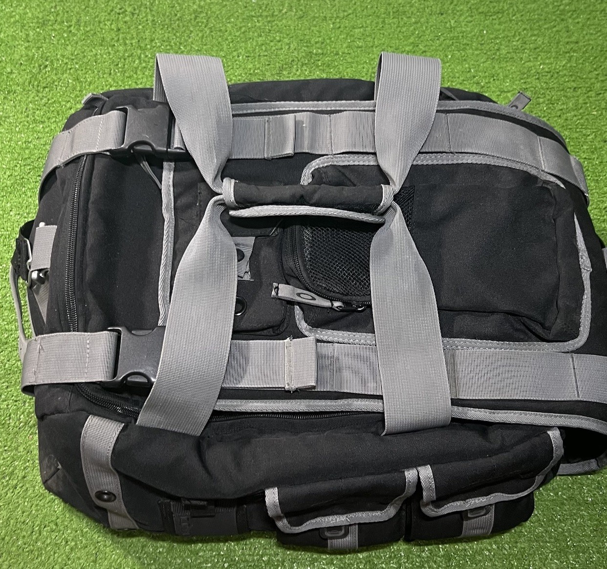 Vintage Oakley Software Tactical Duffle Bag Black Mechanism TFG Field Gear range
