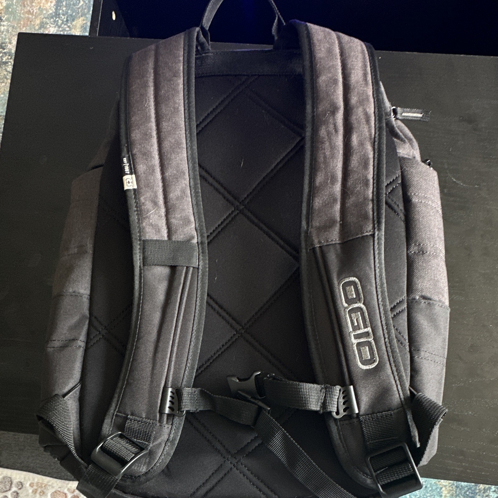 OGIO Black Large Backpack Zip Closure Padded Back Adjustable Straps LIFETIME