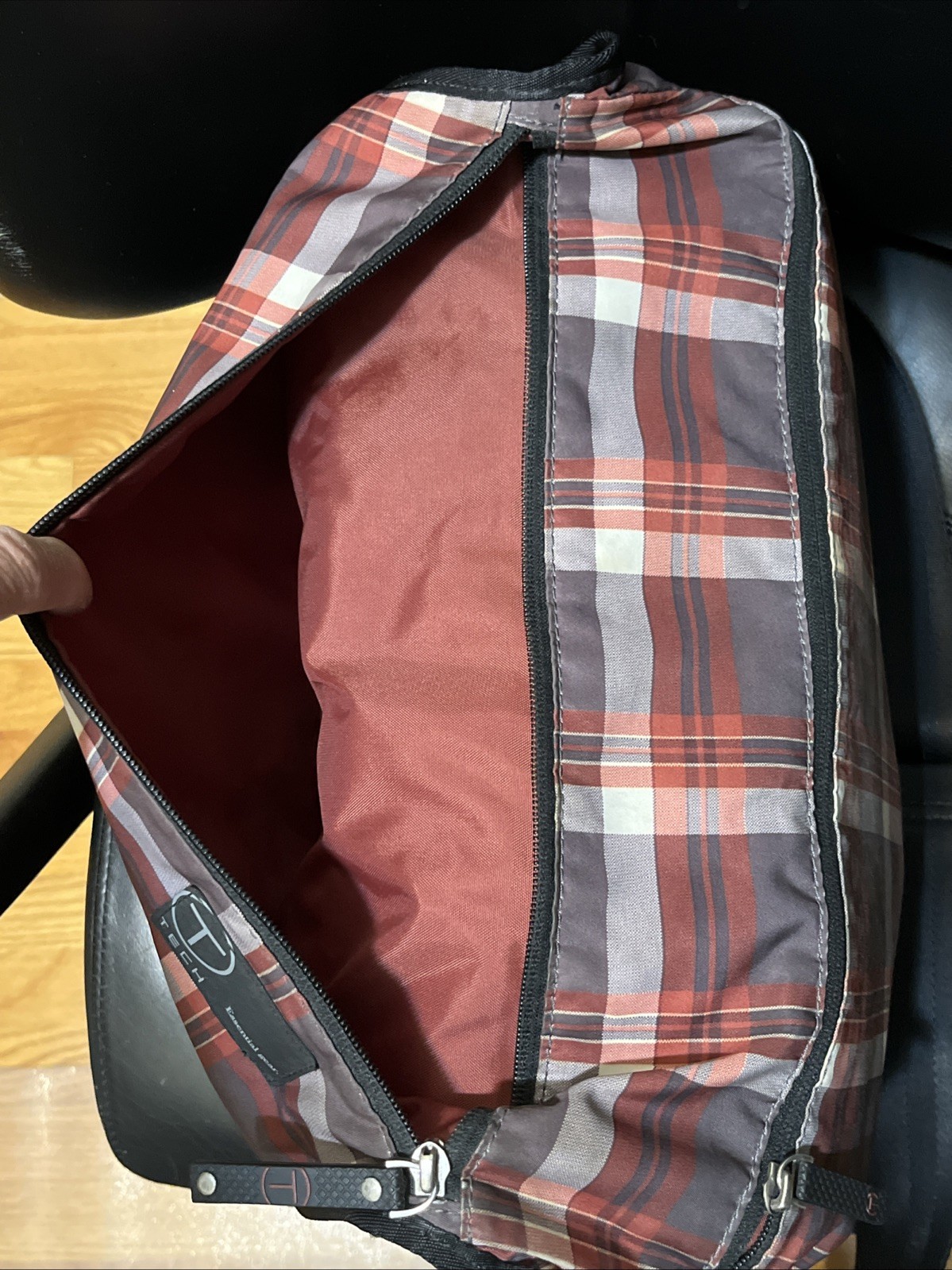 Tumi T-Tech Plaid Nylon Messenger Bag Laptop Bag – Rare!