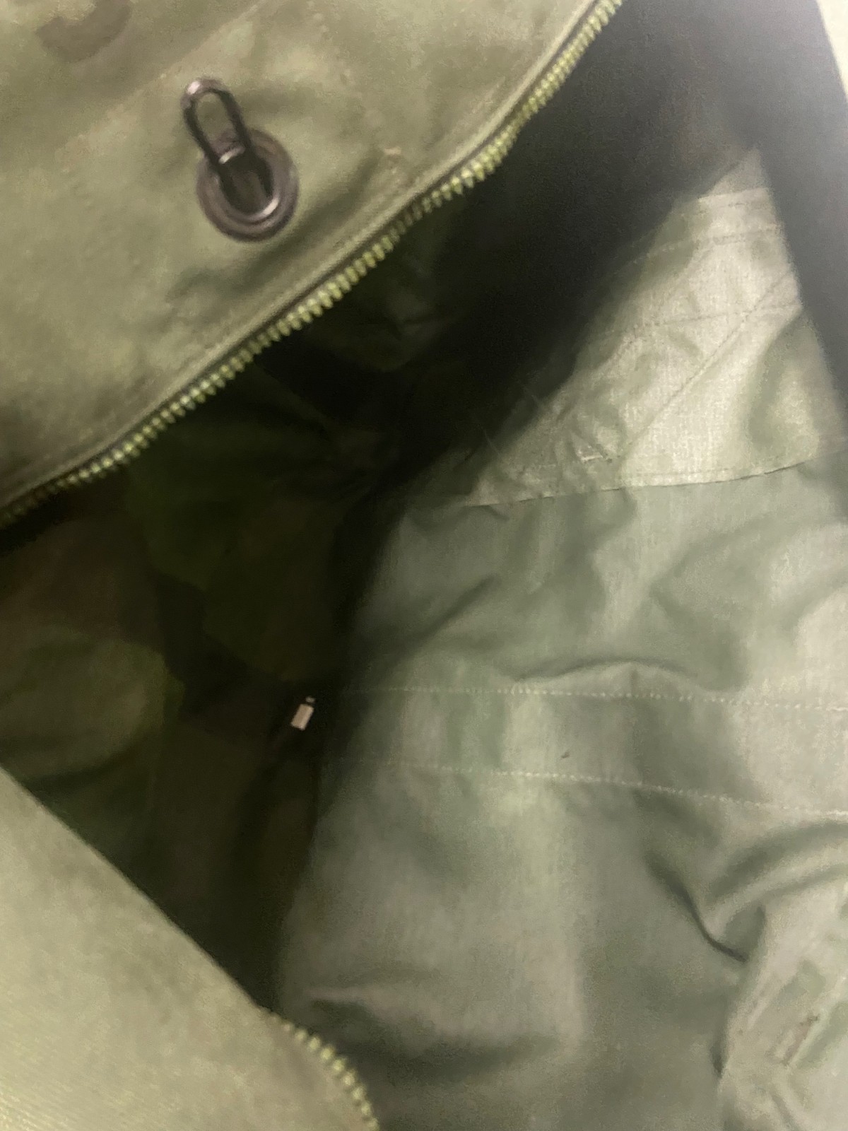 USGI Enhanced Duffle Bag 32x12x12 Nylon Carry Bag in OD Green GREAT COND
