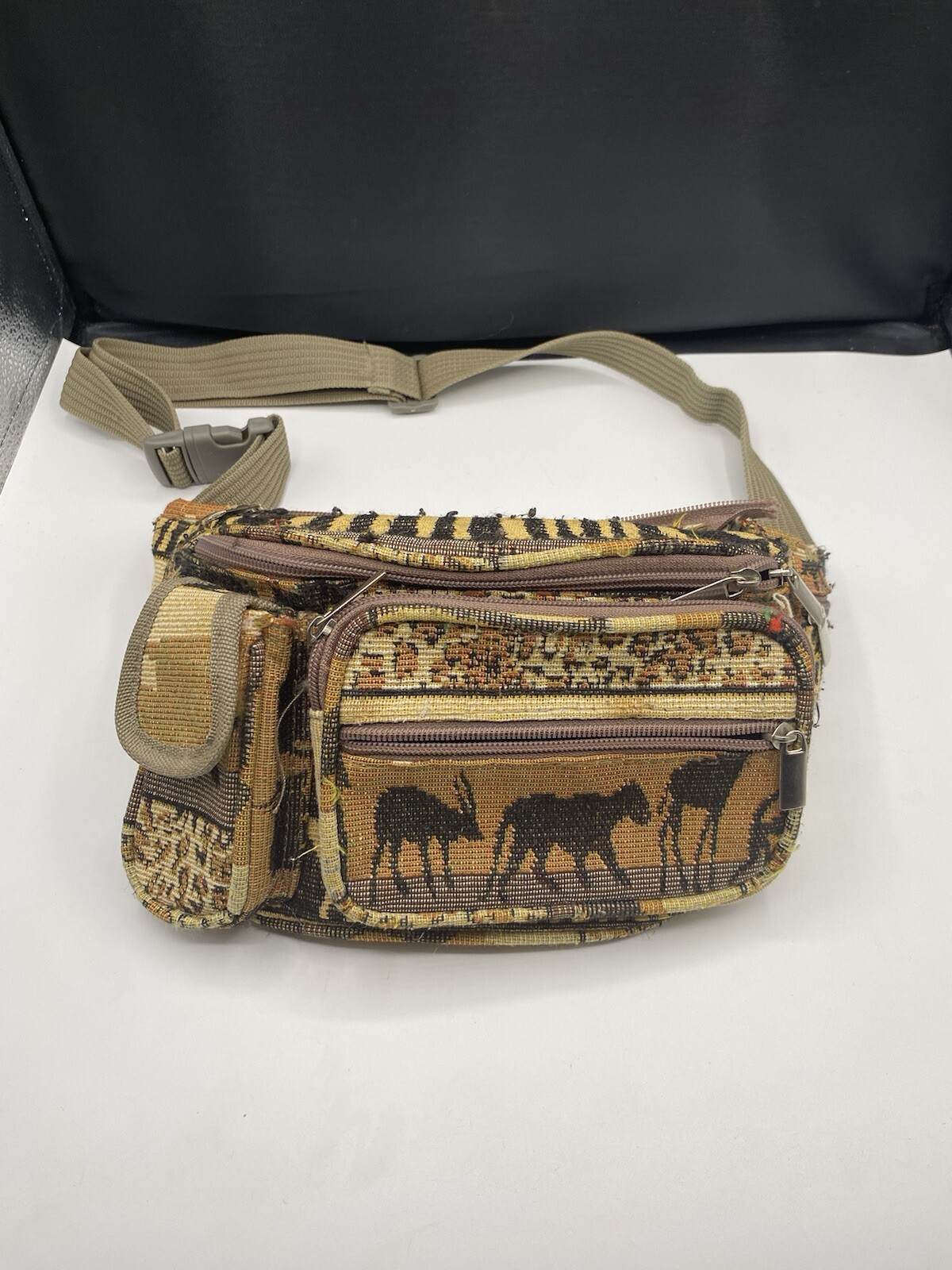 Vintage African Theme Canvas Zip Fanny Pack Elephant/Monkey/Wildebeest