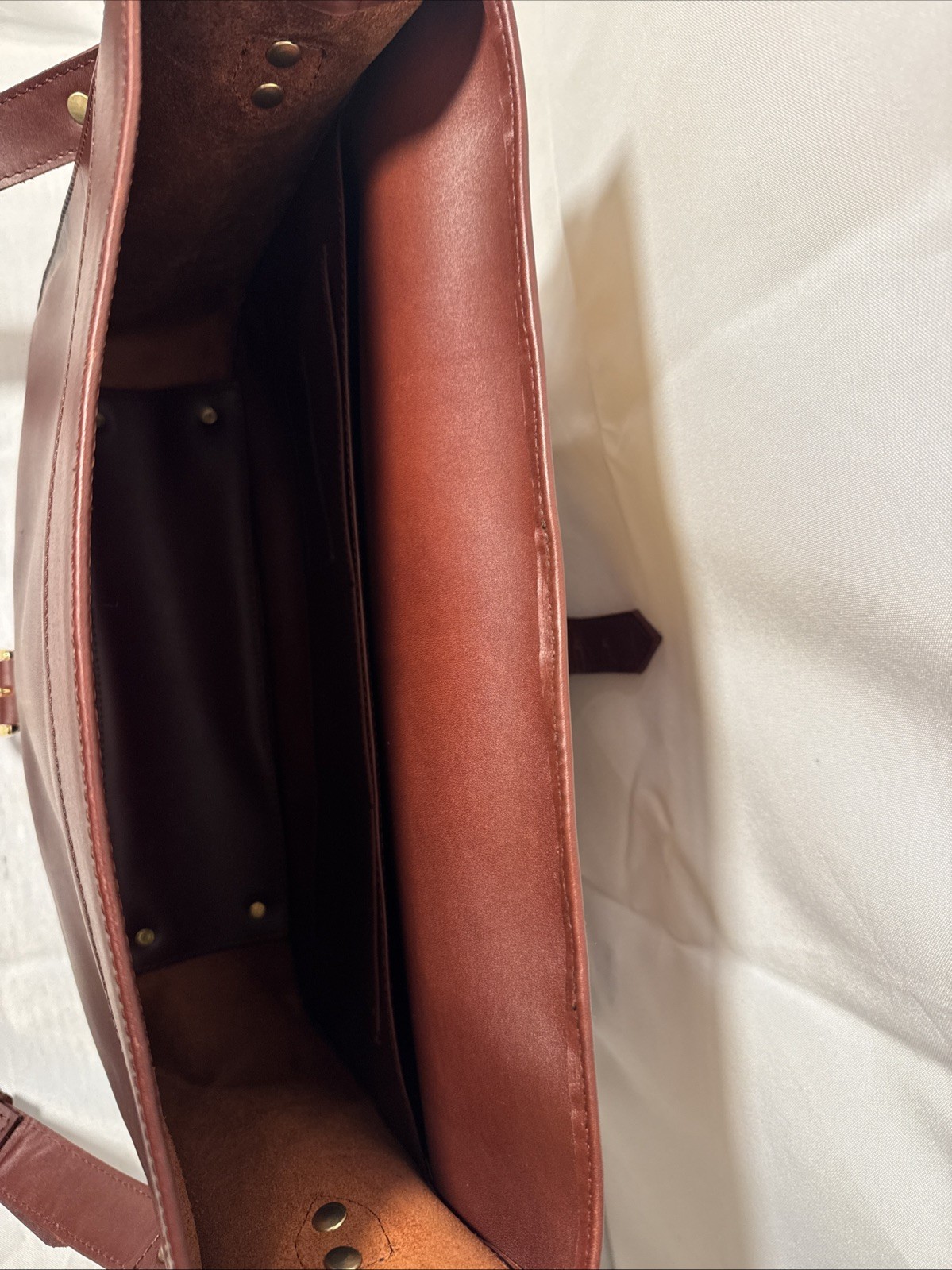 Elite Lifestyles Leather Briefcase Cognac Brown