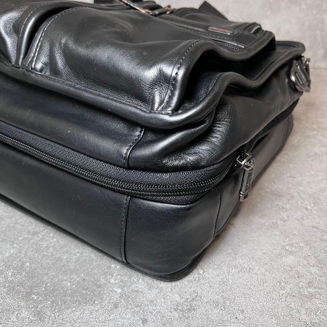 TUMI 96141D4 Black Leather Expandable 2 Way Briefcase Business Bag 40cm
