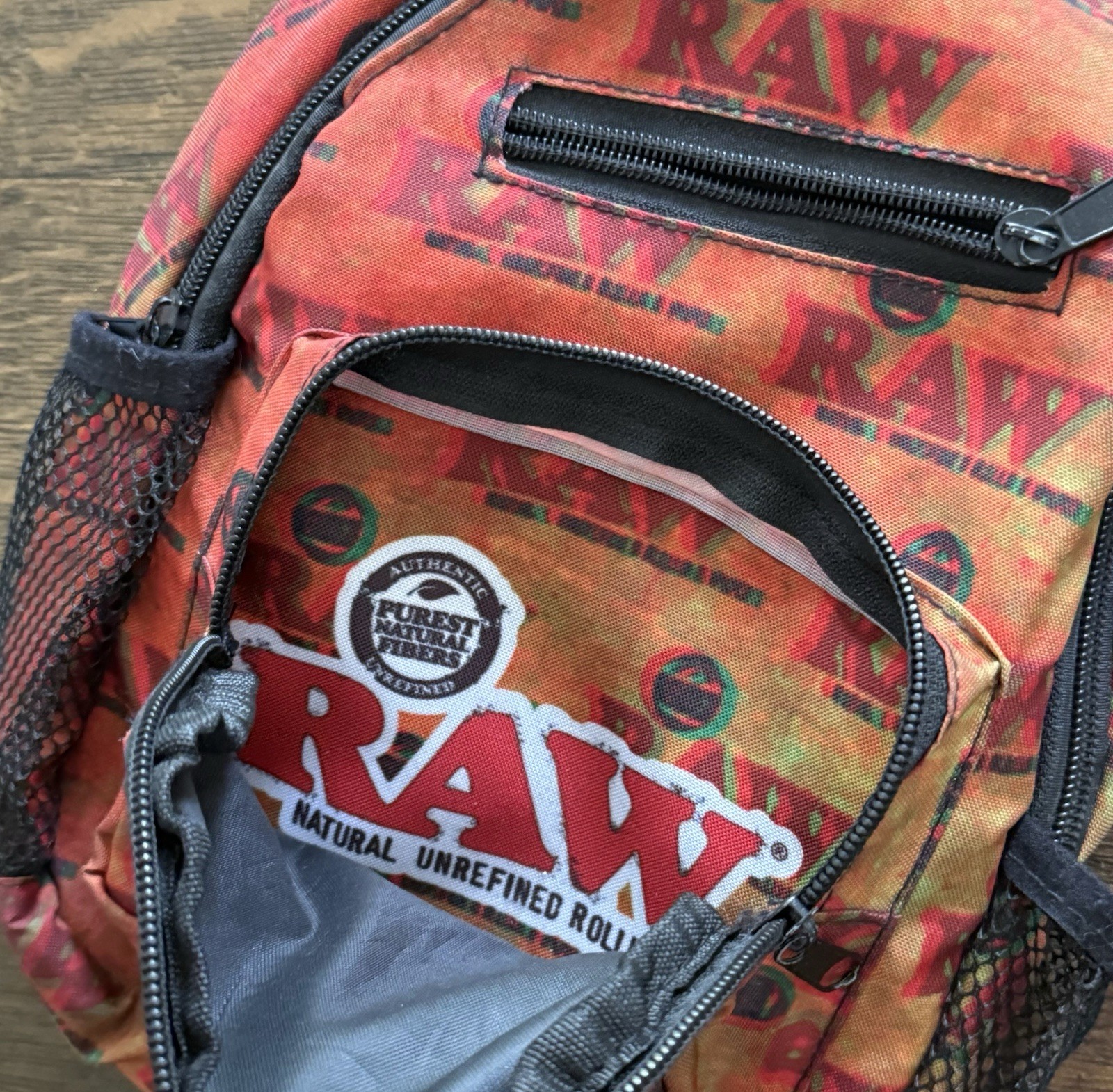 RAW Rolling Papers Crossbody Sling Bag Cannabis Zip Mesh Pocket Weed Accessories