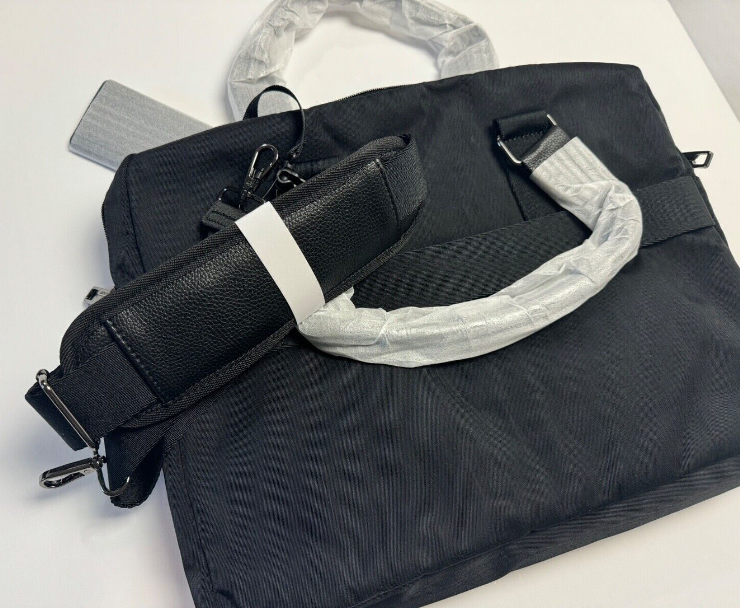 Alfani Alfatech Men’s Briefcase 15″ Laptop Messenger Bag Black NEW Great Gift