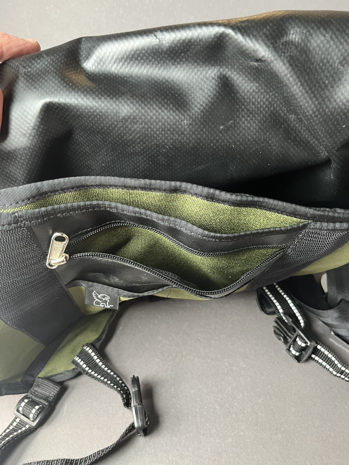 Chrome Industries Messenger Bag Green Mini Metro Seat Belt Flap City 19”x13”x7”