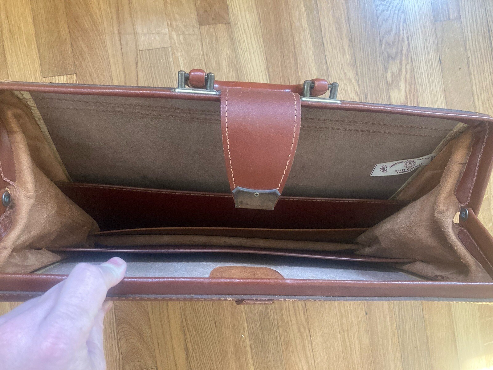 Vintage Lifton Split Cowhide Leather Briefcase USA 18”x14”
